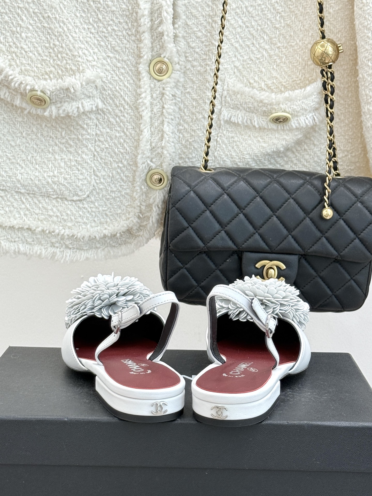 CHANE*｜小香26X圣诞限定系列金银双生花朵高跟鞋粗跟单鞋当圣诞的铃音撞碎冬日月光这个系列携金银双生