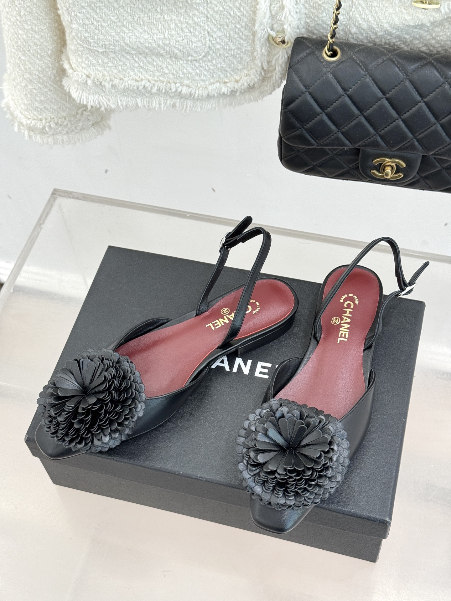 CHANE*｜小香26X圣诞限定系列金银双生花朵高跟鞋粗跟单鞋当圣诞的铃音撞碎冬日月光这个系列携金银双生