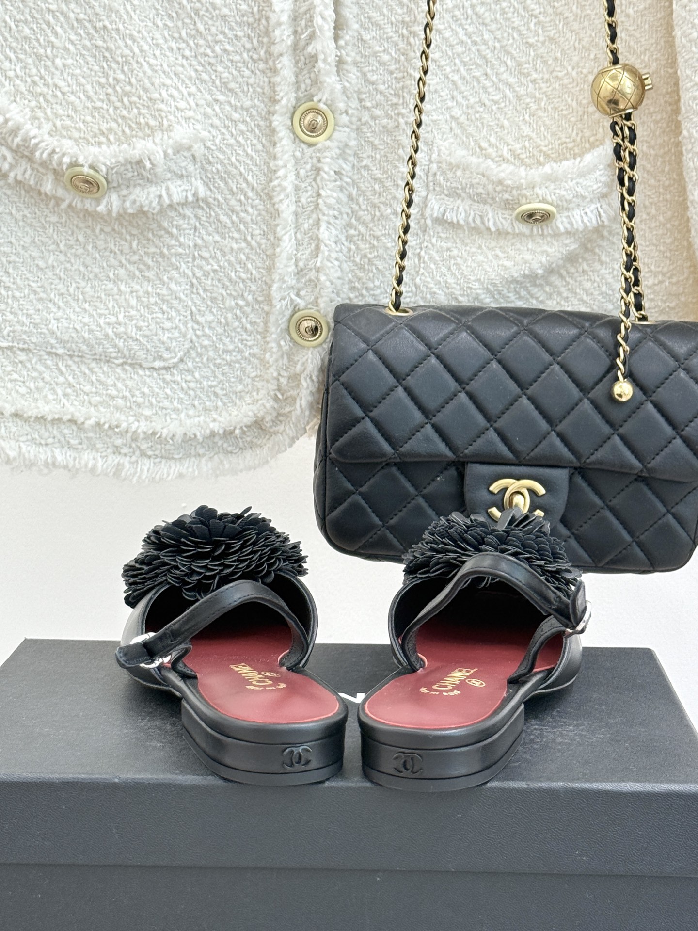 CHANE*｜小香26X圣诞限定系列金银双生花朵高跟鞋粗跟单鞋当圣诞的铃音撞碎冬日月光这个系列携金银双生