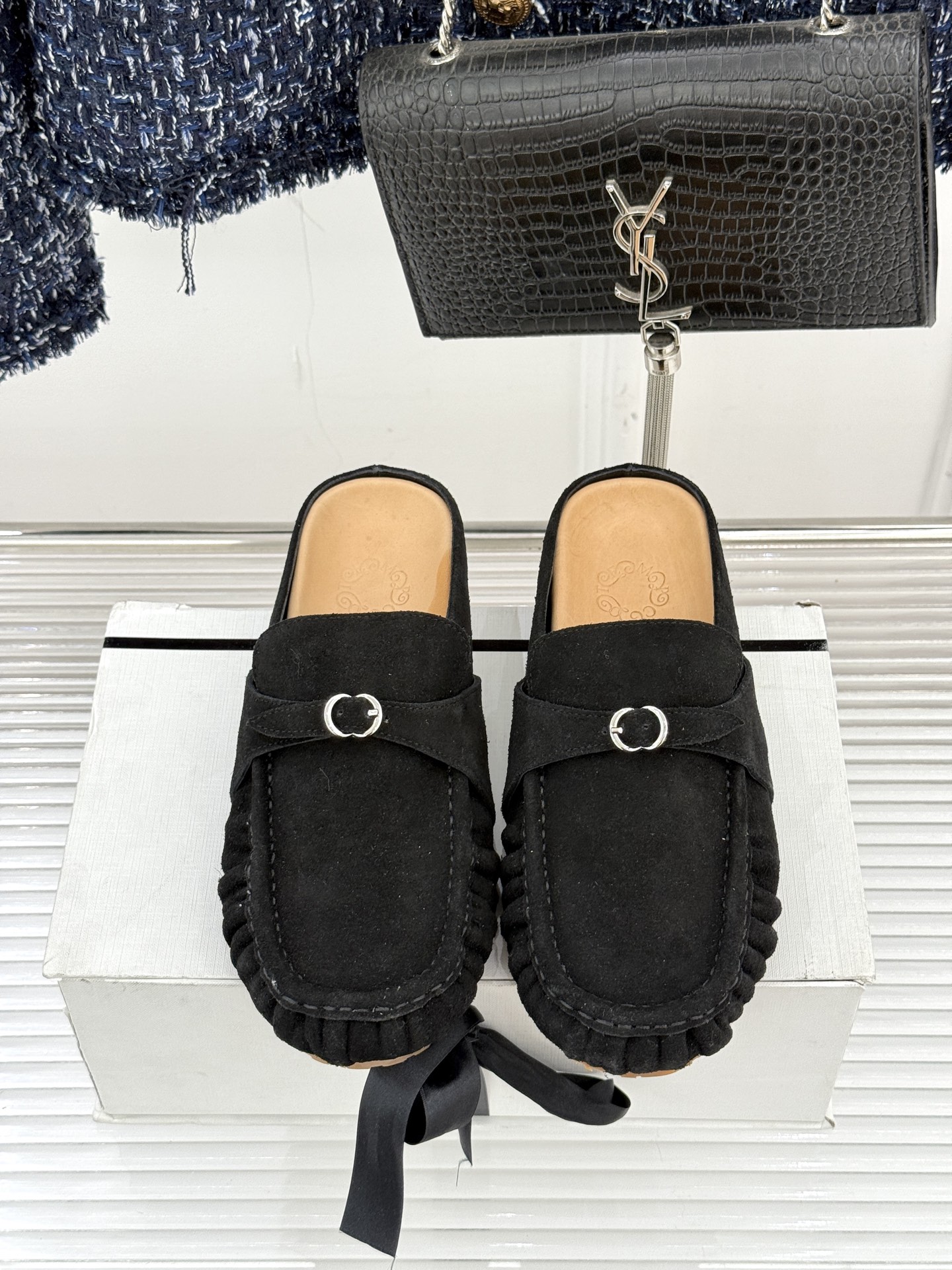 CotempWF新品极简复古包头半拖勃肯拖鞋当极简主义邂逅复古风骨不喧哗自有声 不张扬自高级。它是刻进时