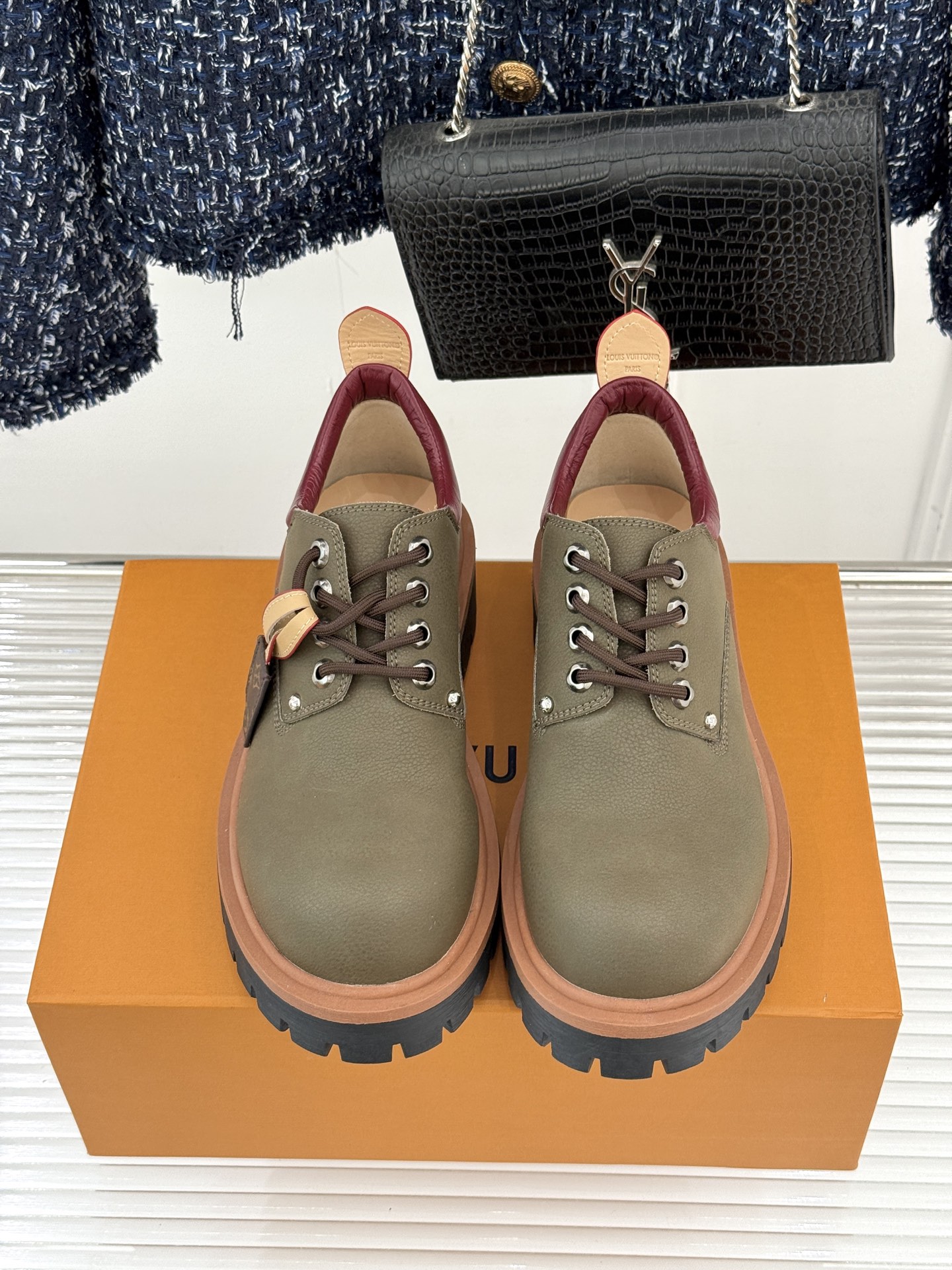 L*V驴家26WF新品情侣款德比鞋皮鞋一款足以颠覆你对传统皮鞋认知的匠心之作为追求卓越品味的开辟出一片全