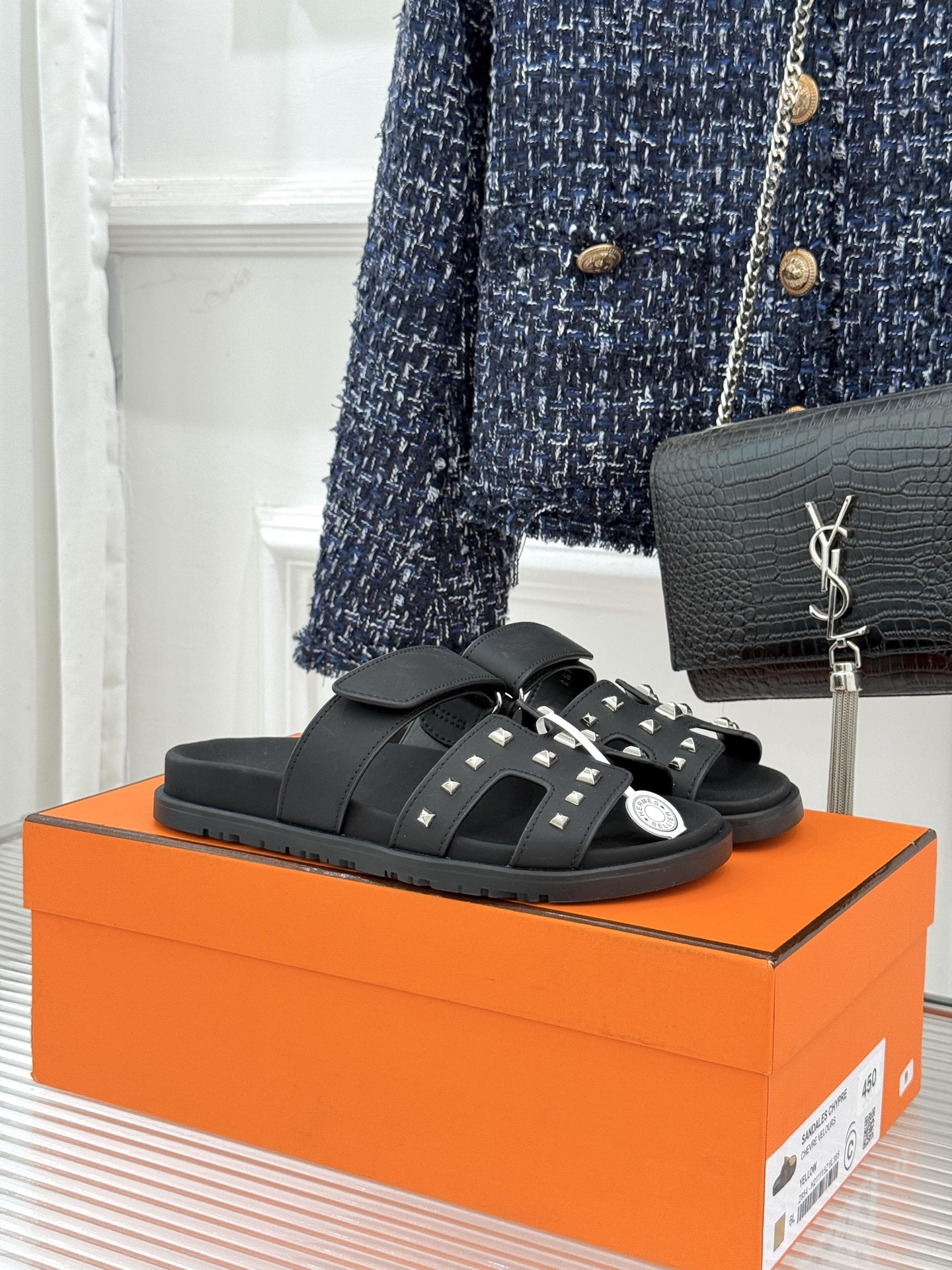 男码➕10Herme*经典 二舅魔术贴H拖鞋二舅鞋夏天的最爱😍仿佛是有一种魔力 越看越好看 刚出的时候不