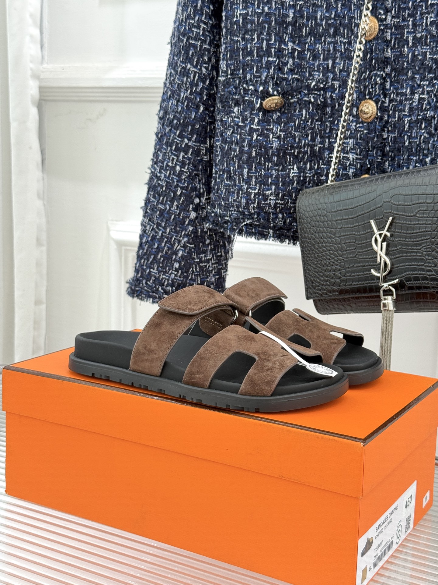 男码➕10Herme*经典 二舅魔术贴H拖鞋二舅鞋夏天的最爱😍仿佛是有一种魔力 越看越好看 刚出的时候不