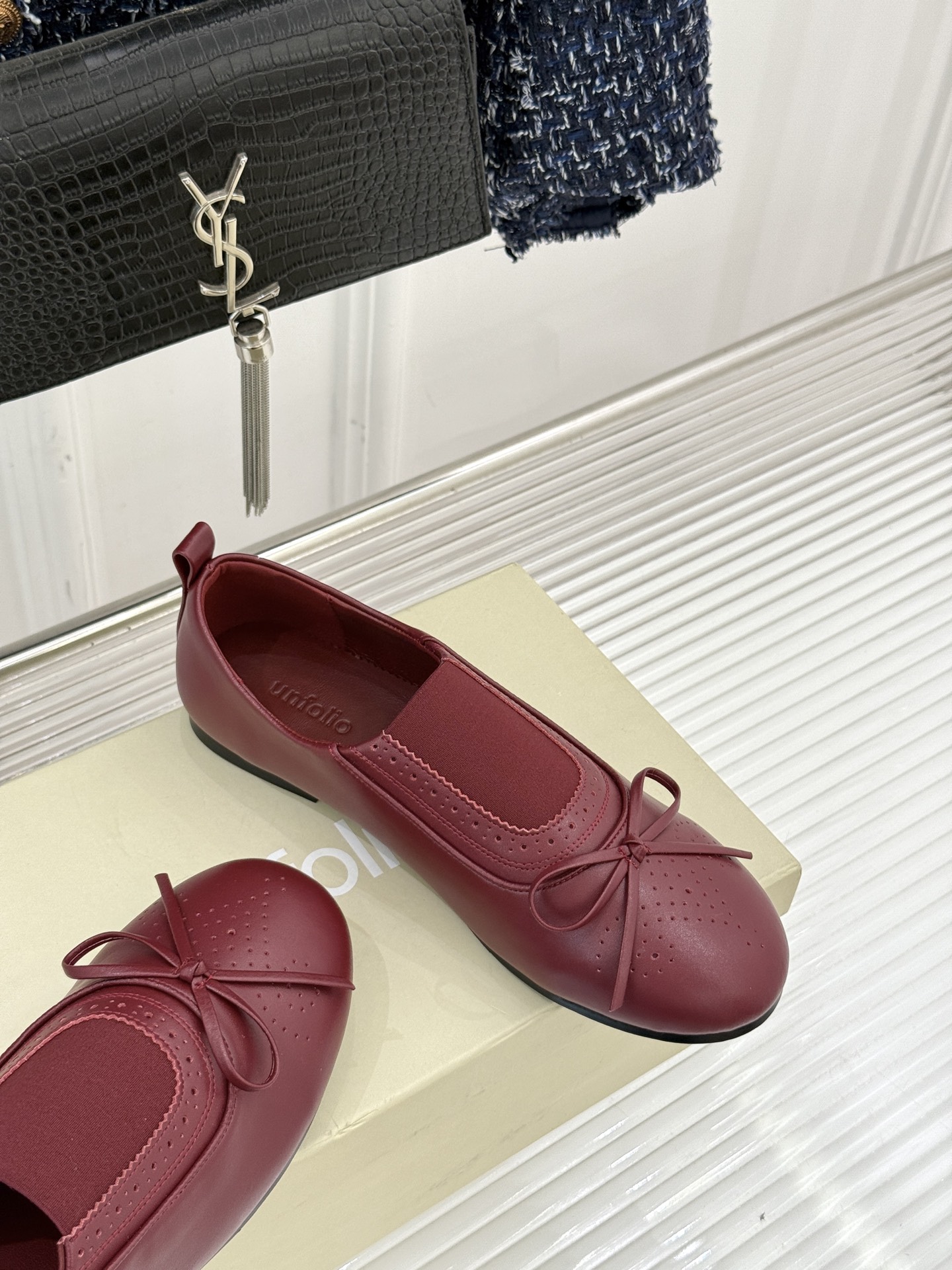 Unfolio 26WF新品复古雕花蝴蝶结单鞋Unfolio新款复古单鞋以时光为灵感演绎法式优雅与英伦浪