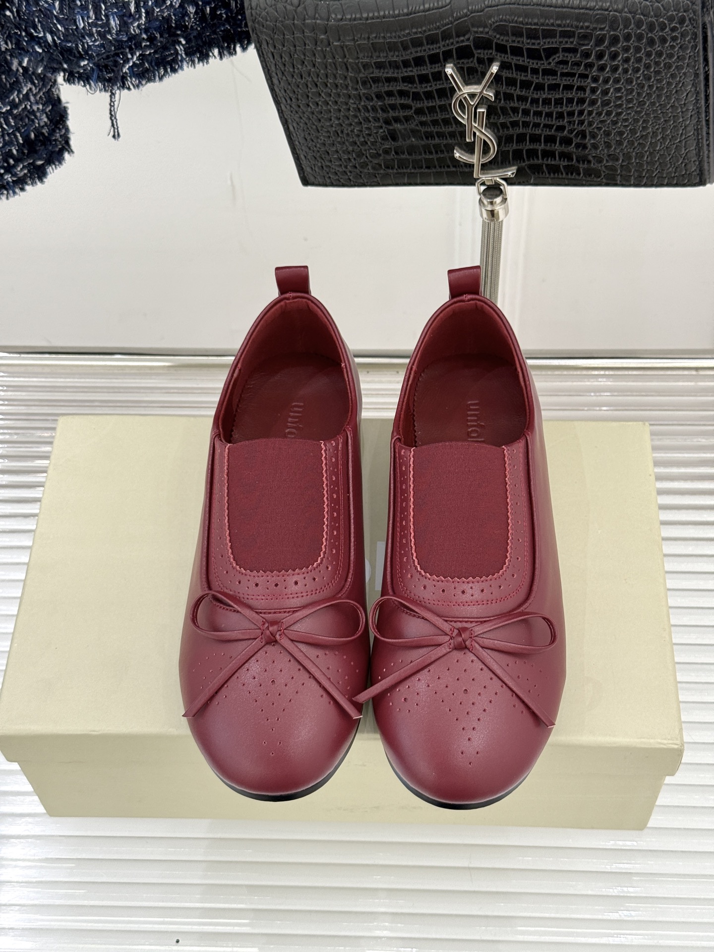 Unfolio 26WF新品复古雕花蝴蝶结单鞋Unfolio新款复古单鞋以时光为灵感演绎法式优雅与英伦浪