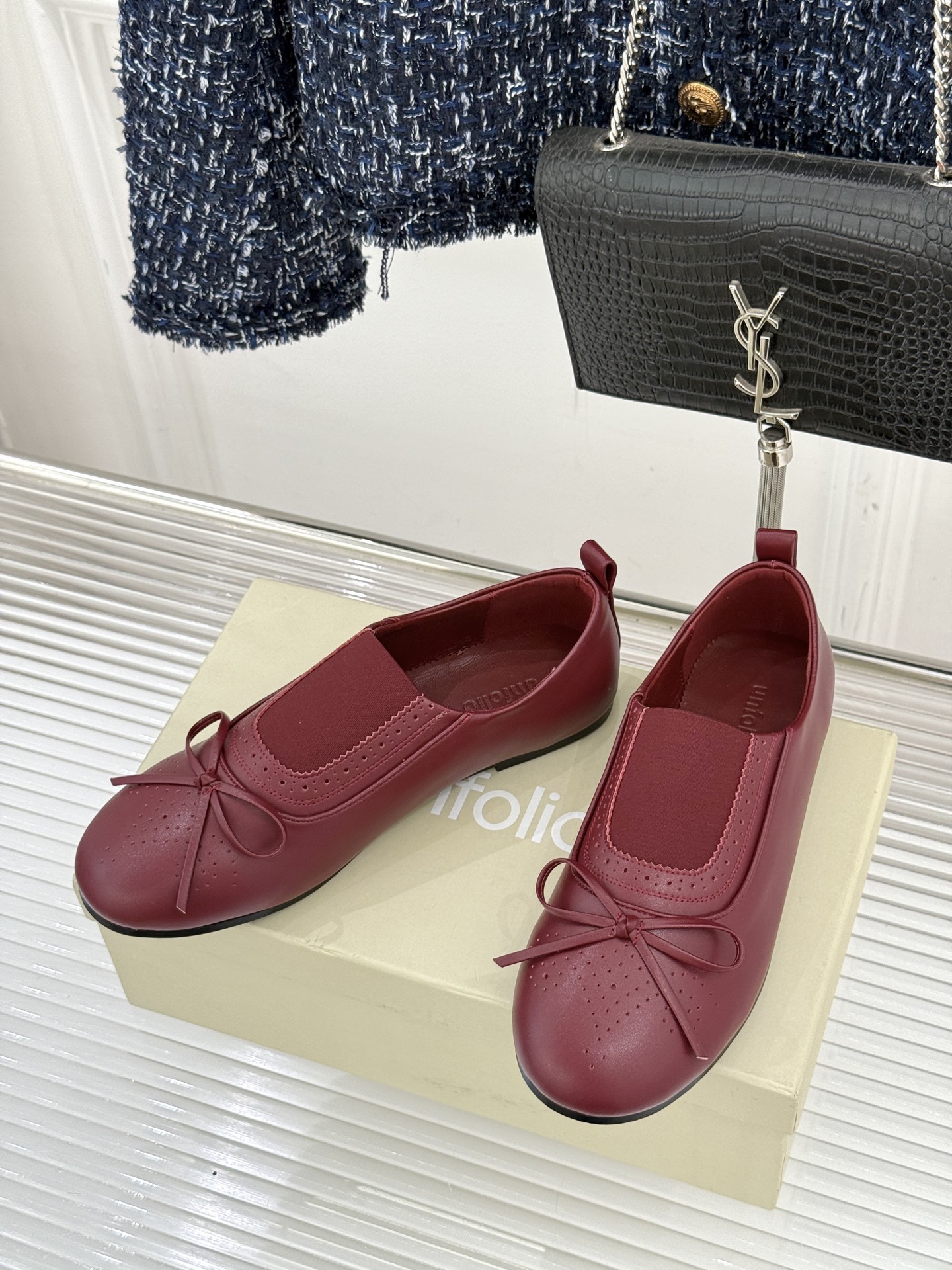 Unfolio 26WF新品复古雕花蝴蝶结单鞋Unfolio新款复古单鞋以时光为灵感演绎法式优雅与英伦浪