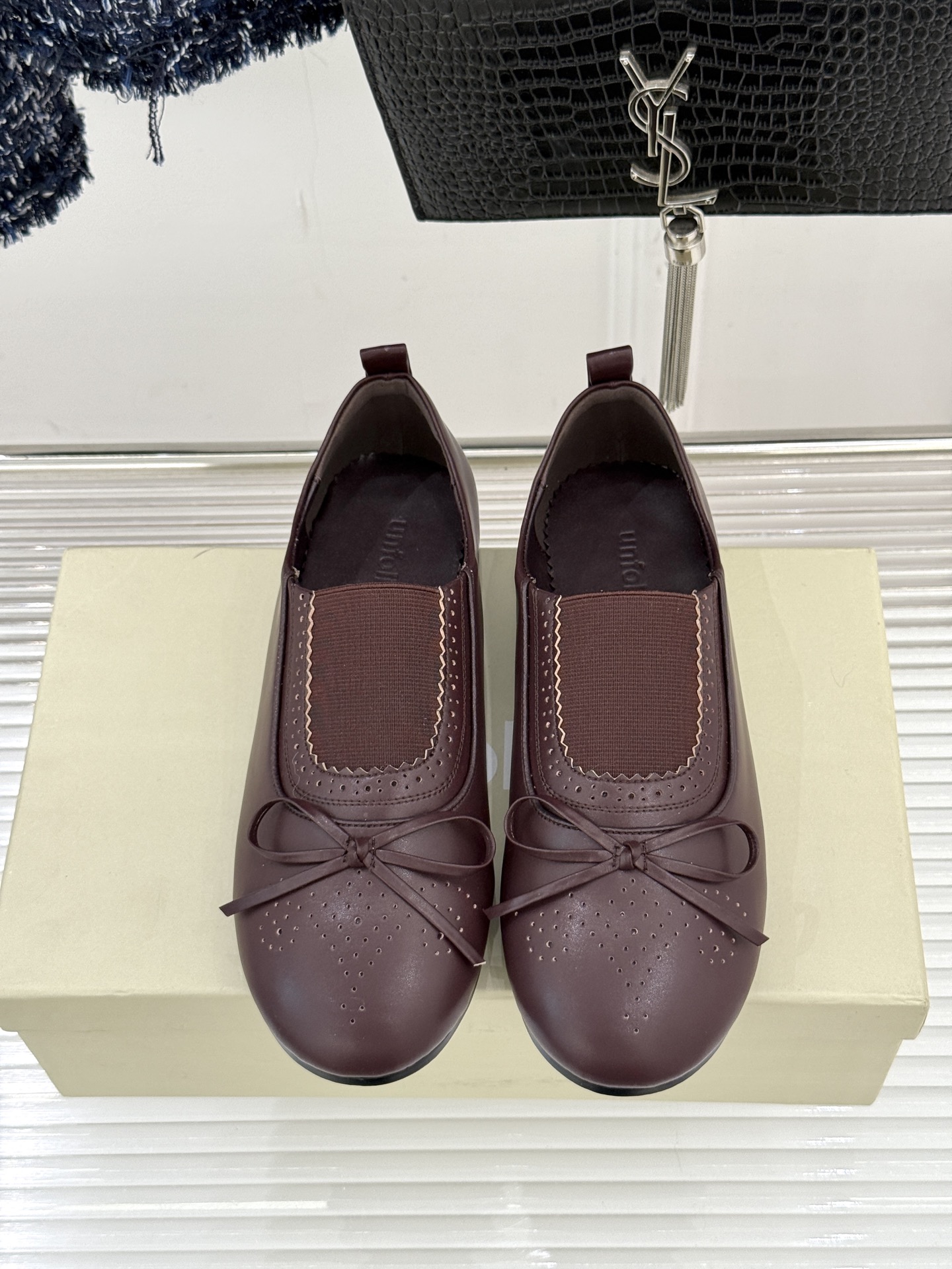 Unfolio 26WF新品复古雕花蝴蝶结单鞋Unfolio新款复古单鞋以时光为灵感演绎法式优雅与英伦浪