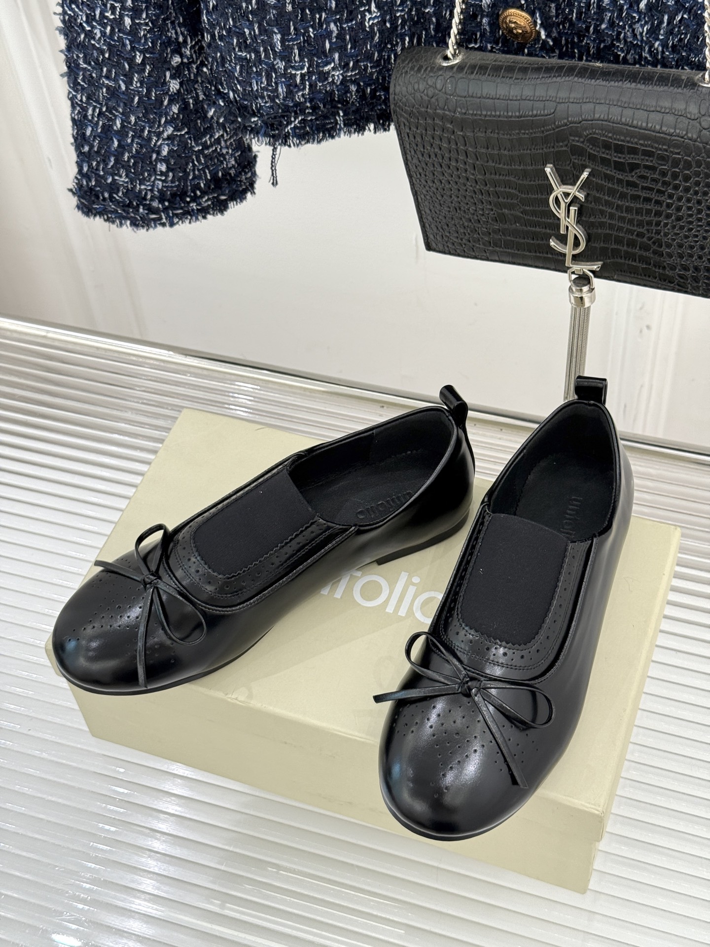 Unfolio 26WF新品复古雕花蝴蝶结单鞋Unfolio新款复古单鞋以时光为灵感演绎法式优雅与英伦浪