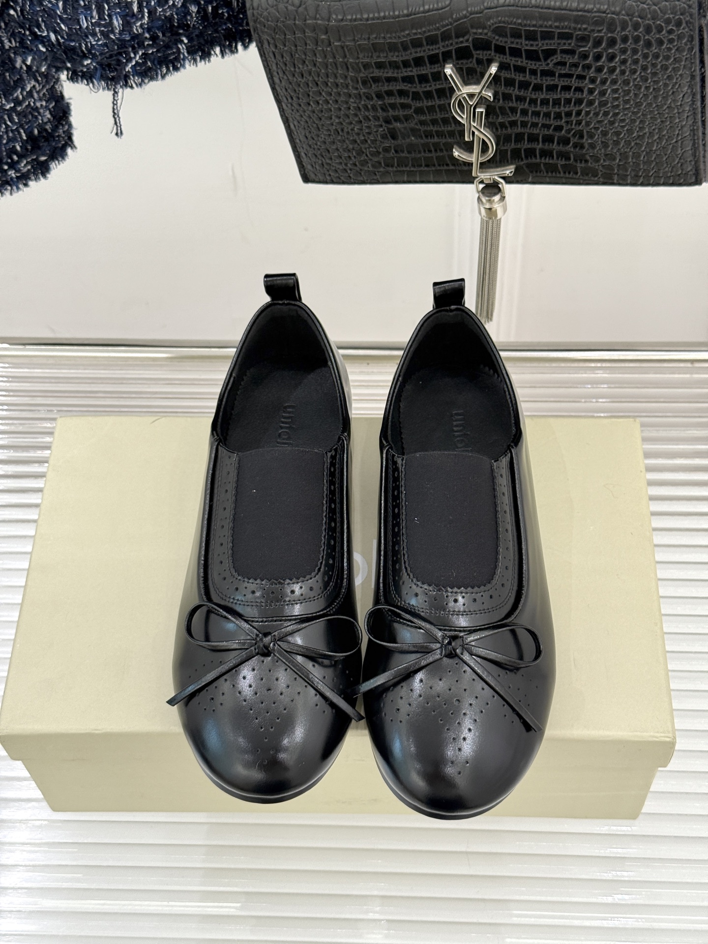 Unfolio 26WF新品复古雕花蝴蝶结单鞋Unfolio新款复古单鞋以时光为灵感演绎法式优雅与英伦浪