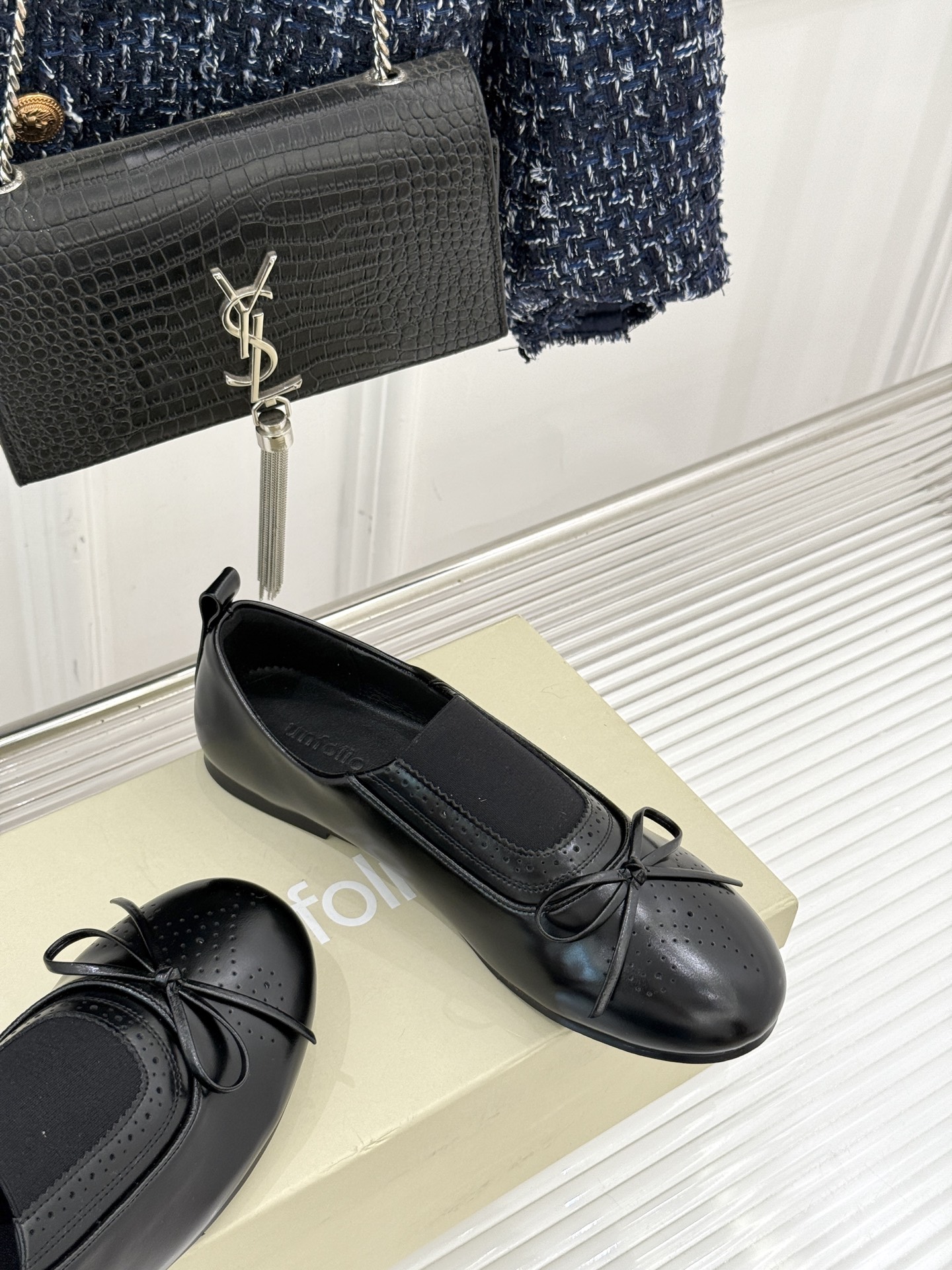 Unfolio 26WF新品复古雕花蝴蝶结单鞋Unfolio新款复古单鞋以时光为灵感演绎法式优雅与英伦浪