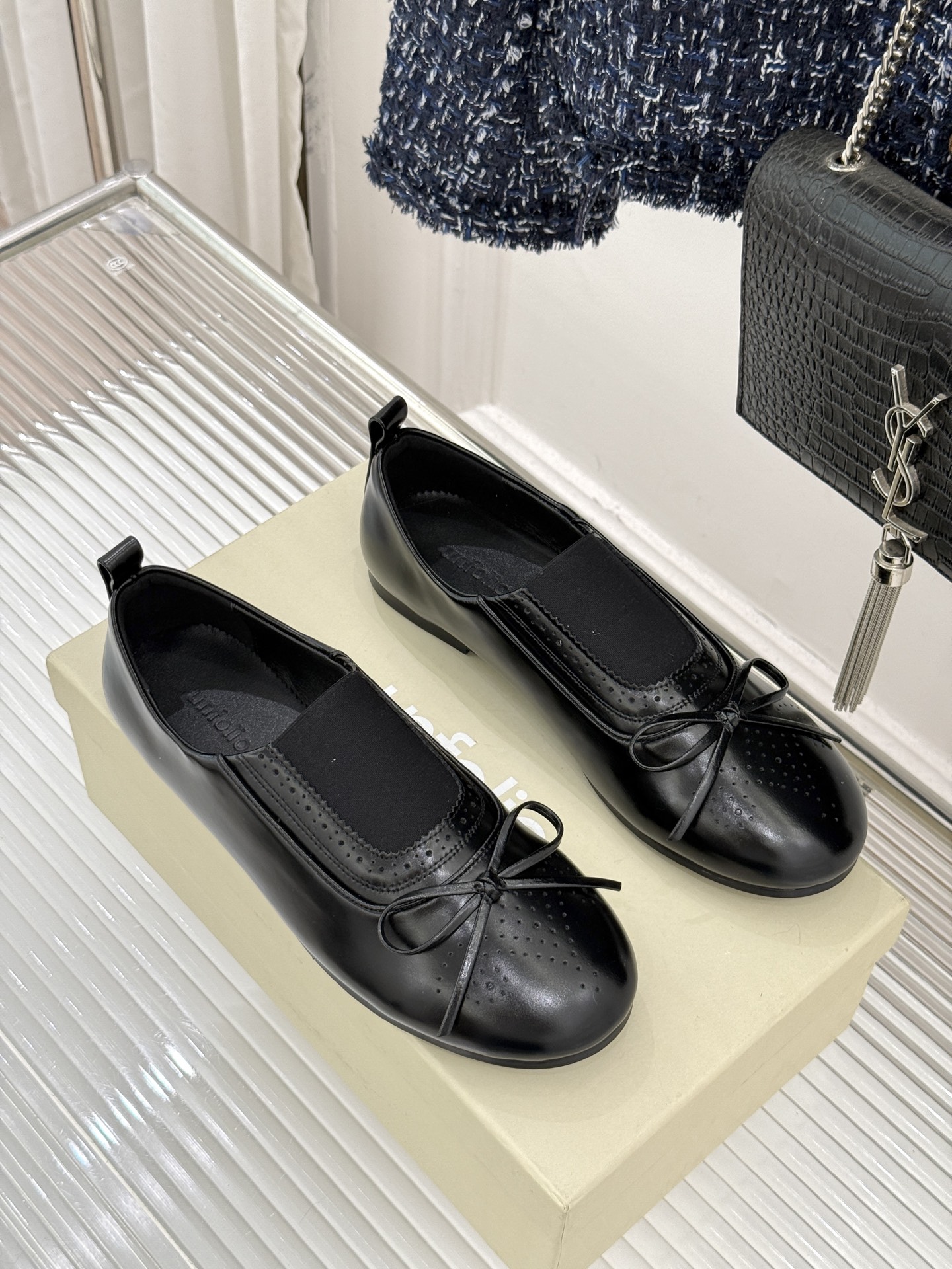 Unfolio 26WF新品复古雕花蝴蝶结单鞋Unfolio新款复古单鞋以时光为灵感演绎法式优雅与英伦浪