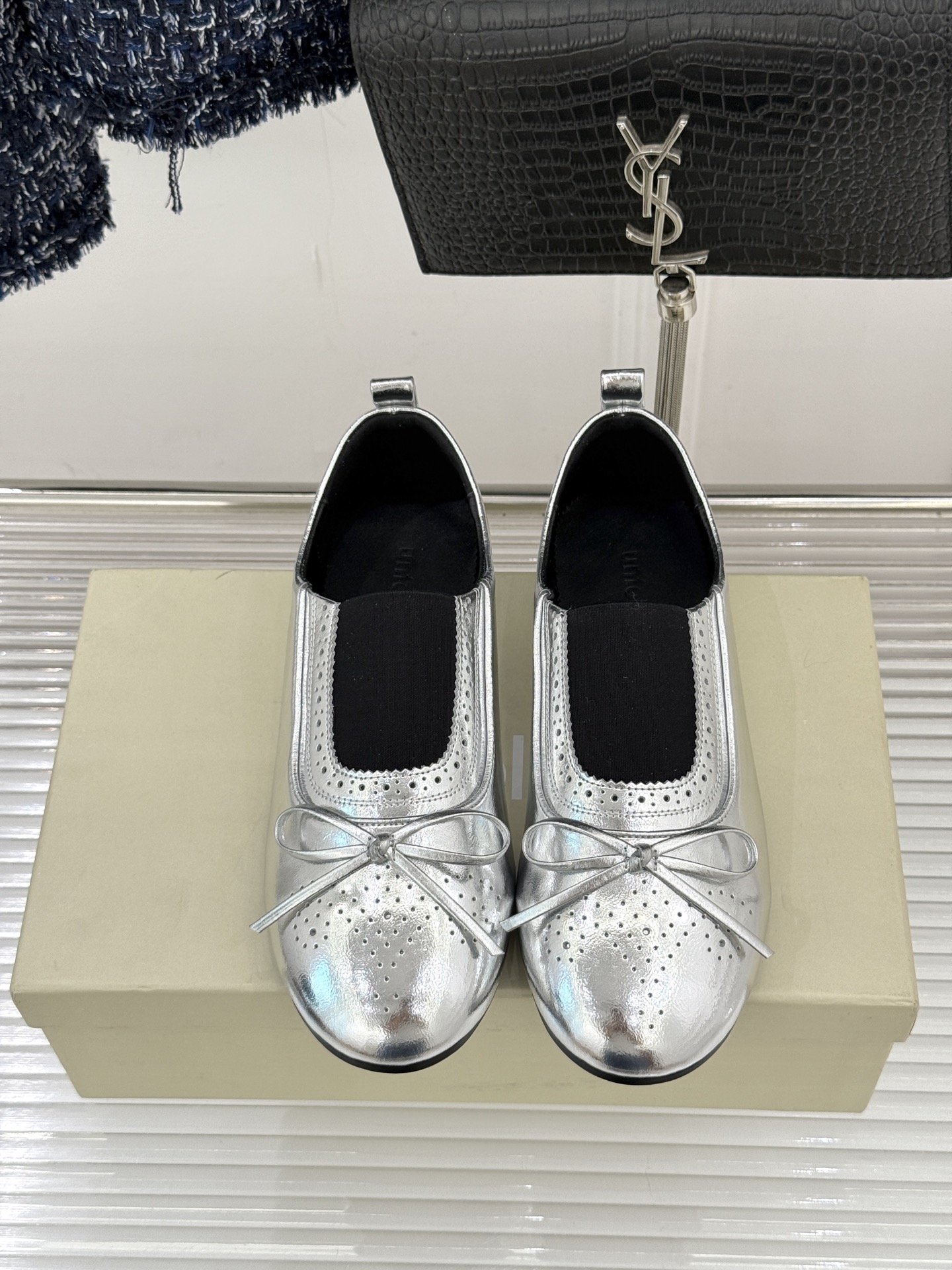 Unfolio 26WF新品复古雕花蝴蝶结单鞋Unfolio新款复古单鞋以时光为灵感演绎法式优雅与英伦浪