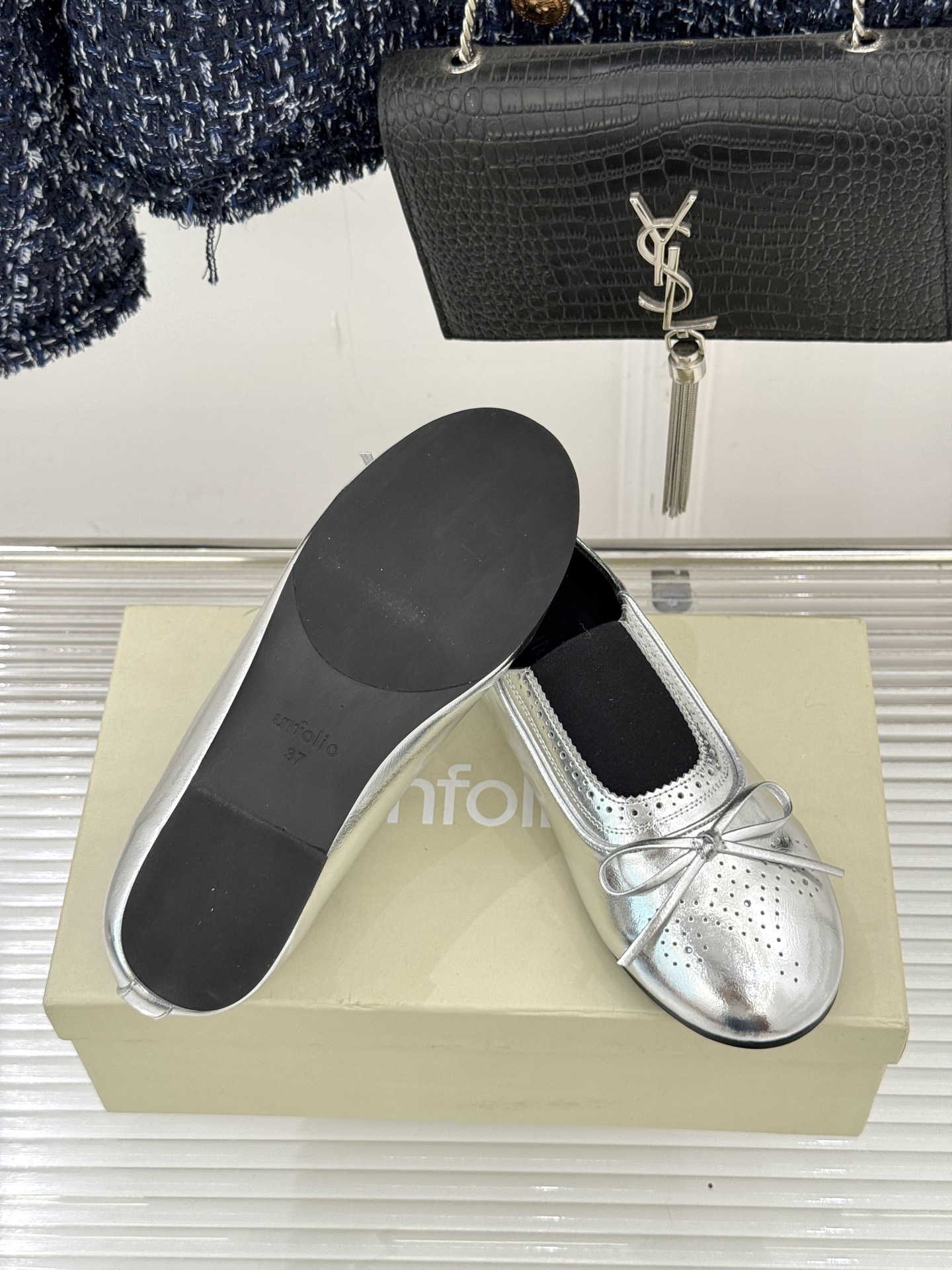 Unfolio 26WF新品复古雕花蝴蝶结单鞋Unfolio新款复古单鞋以时光为灵感演绎法式优雅与英伦浪