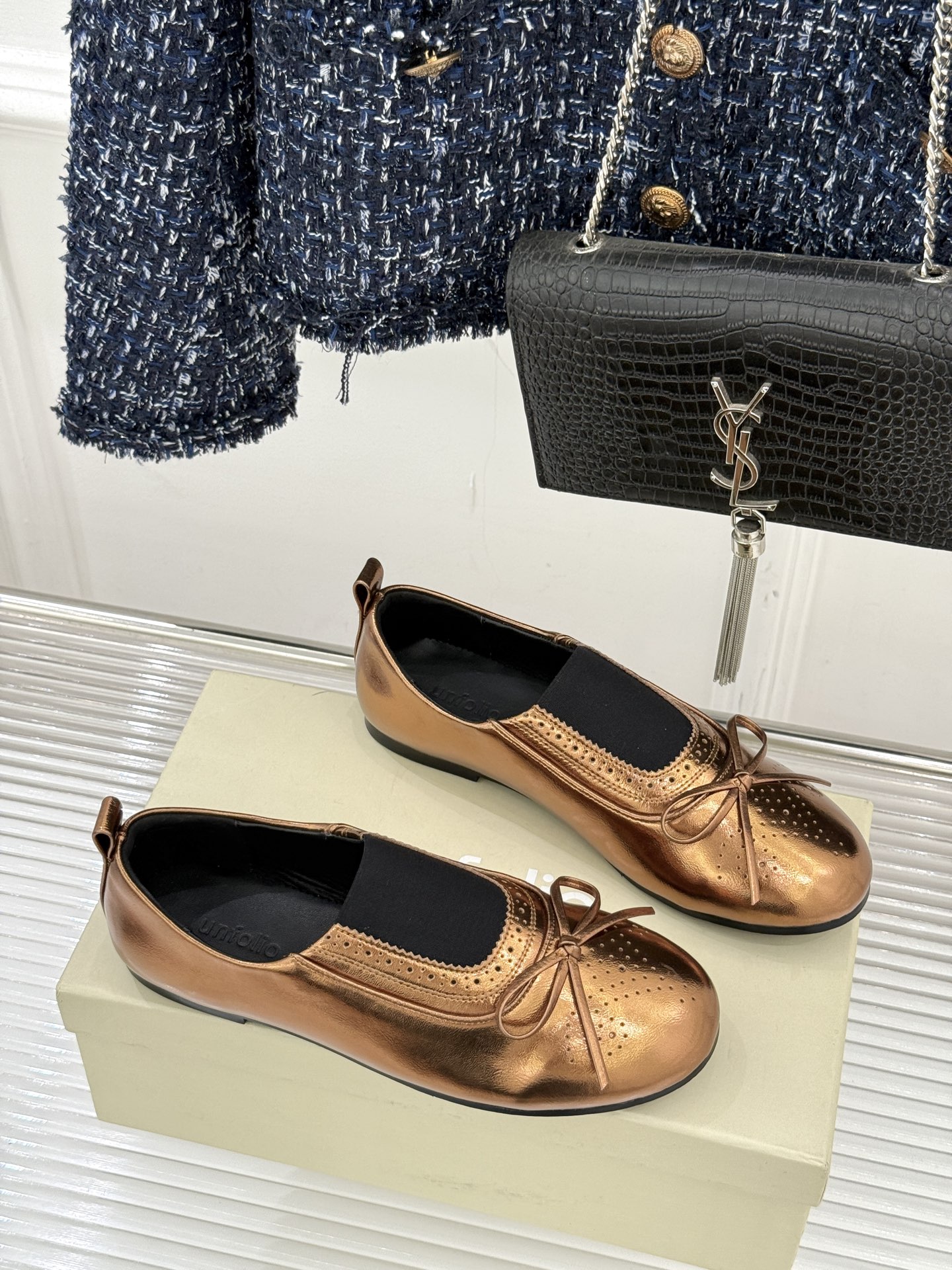 Unfolio 26WF新品复古雕花蝴蝶结单鞋Unfolio新款复古单鞋以时光为灵感演绎法式优雅与英伦浪