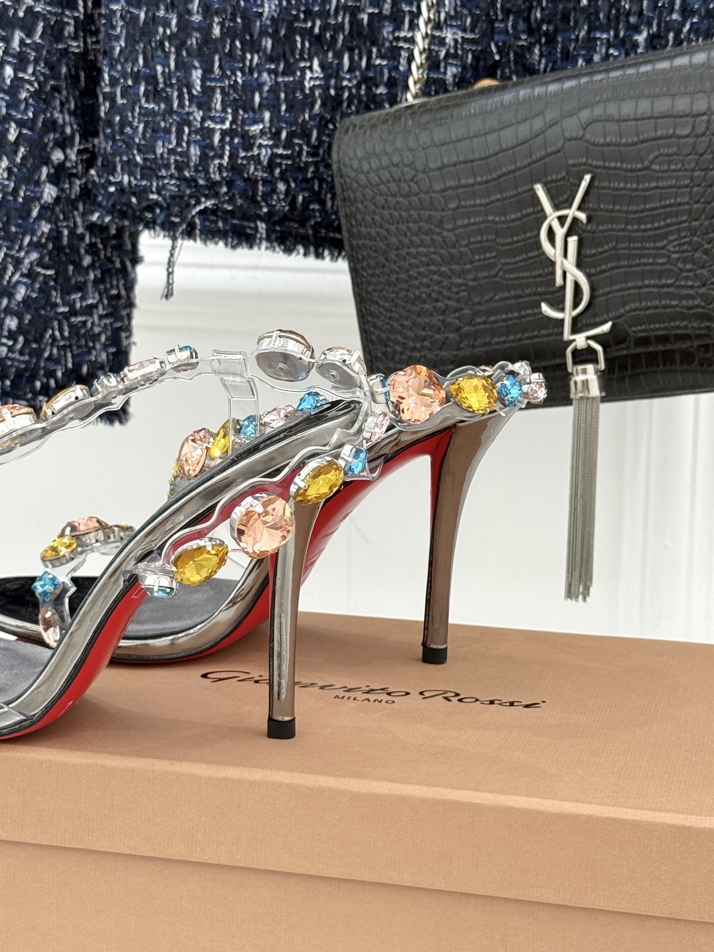 ChristinLouboutin/CL26WF早春新品彩色水钻宝石胶片红底鞋高跟凉鞋CL标志性红底鞋再