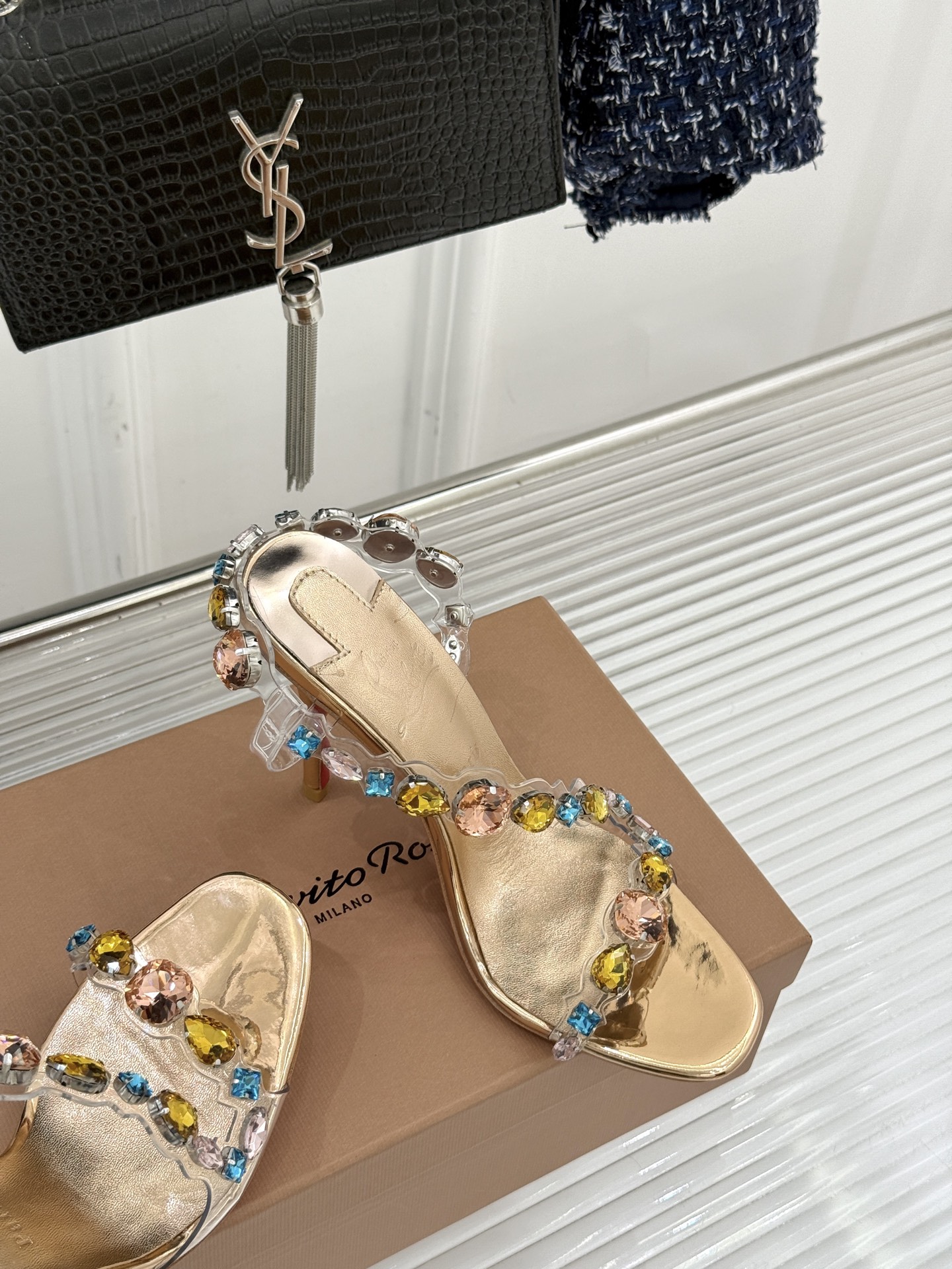 ChristinLouboutin/CL26WF早春新品彩色水钻宝石胶片红底鞋高跟凉鞋CL标志性红底鞋再