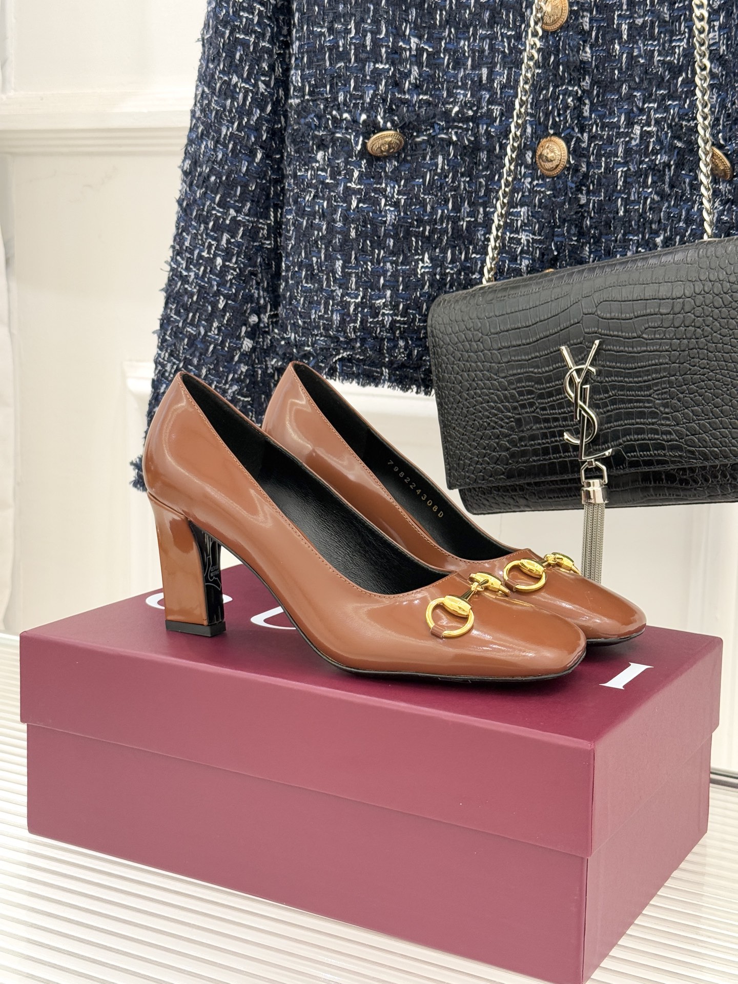 Gucci/古驰经典马衔扣粗跟高跟鞋单鞋溯源品牌百年马术本源以标志性马衔扣焕新诠释经典金属饰件凝萃低调奢