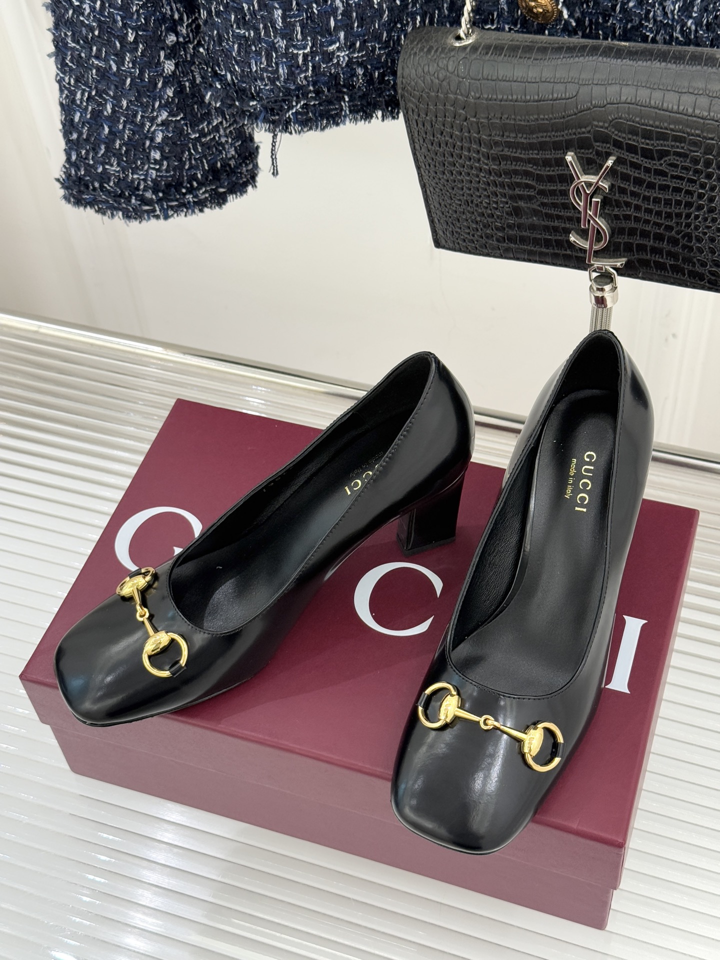 Gucci/古驰经典马衔扣粗跟高跟鞋单鞋溯源品牌百年马术本源以标志性马衔扣焕新诠释经典金属饰件凝萃低调奢