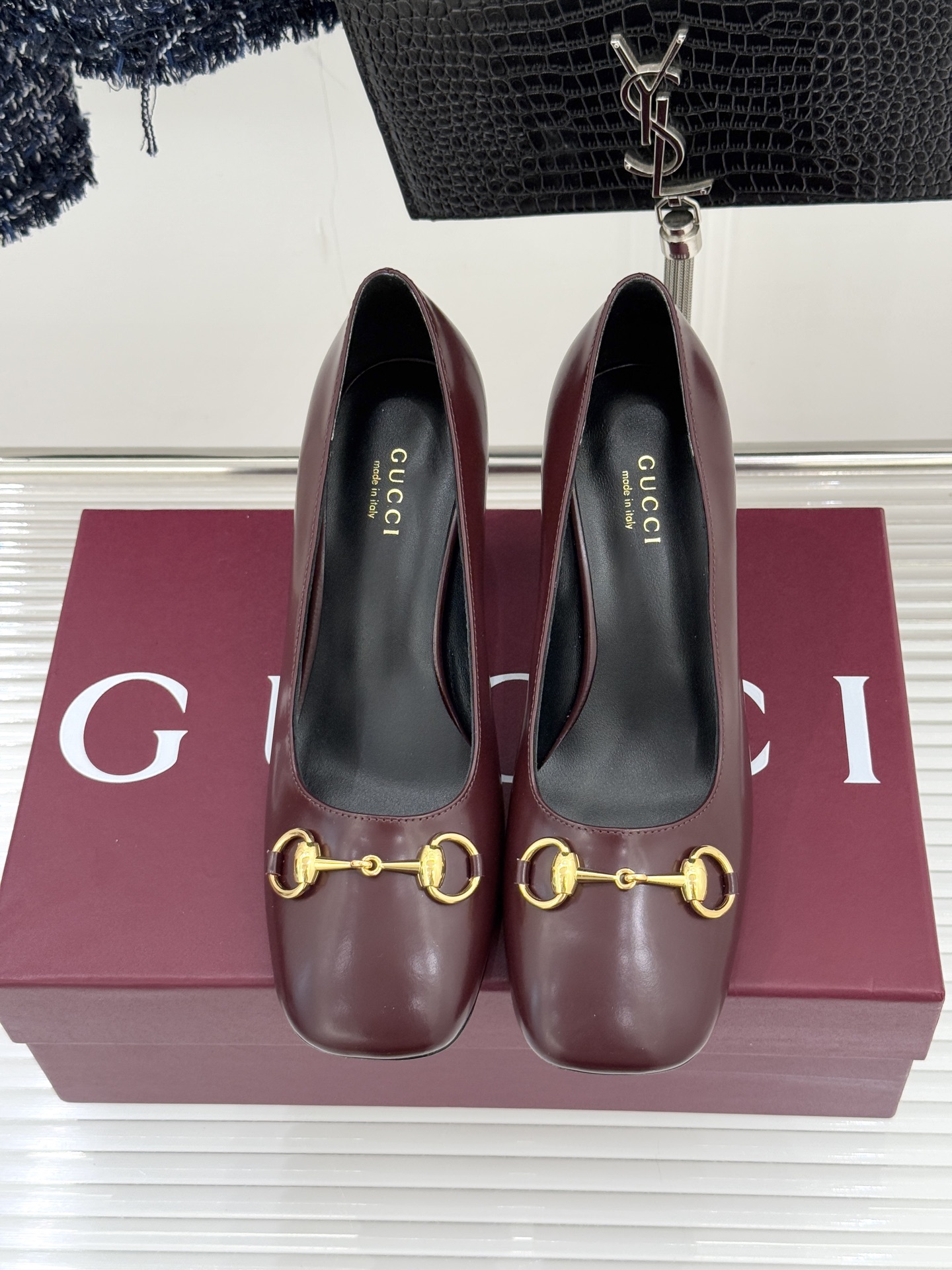Gucci/古驰经典马衔扣粗跟高跟鞋单鞋溯源品牌百年马术本源以标志性马衔扣焕新诠释经典金属饰件凝萃低调奢