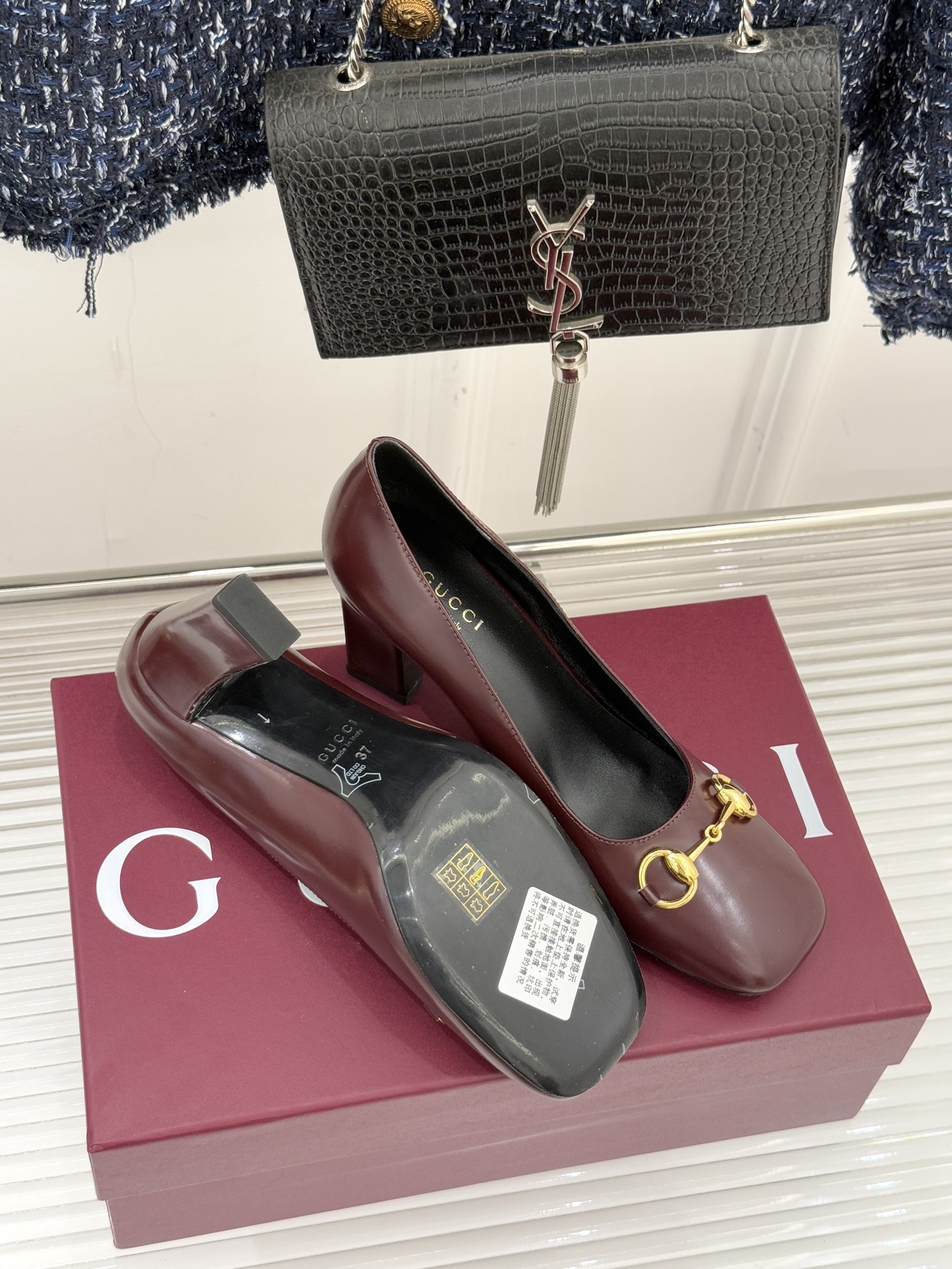 Gucci/古驰经典马衔扣粗跟高跟鞋单鞋溯源品牌百年马术本源以标志性马衔扣焕新诠释经典金属饰件凝萃低调奢