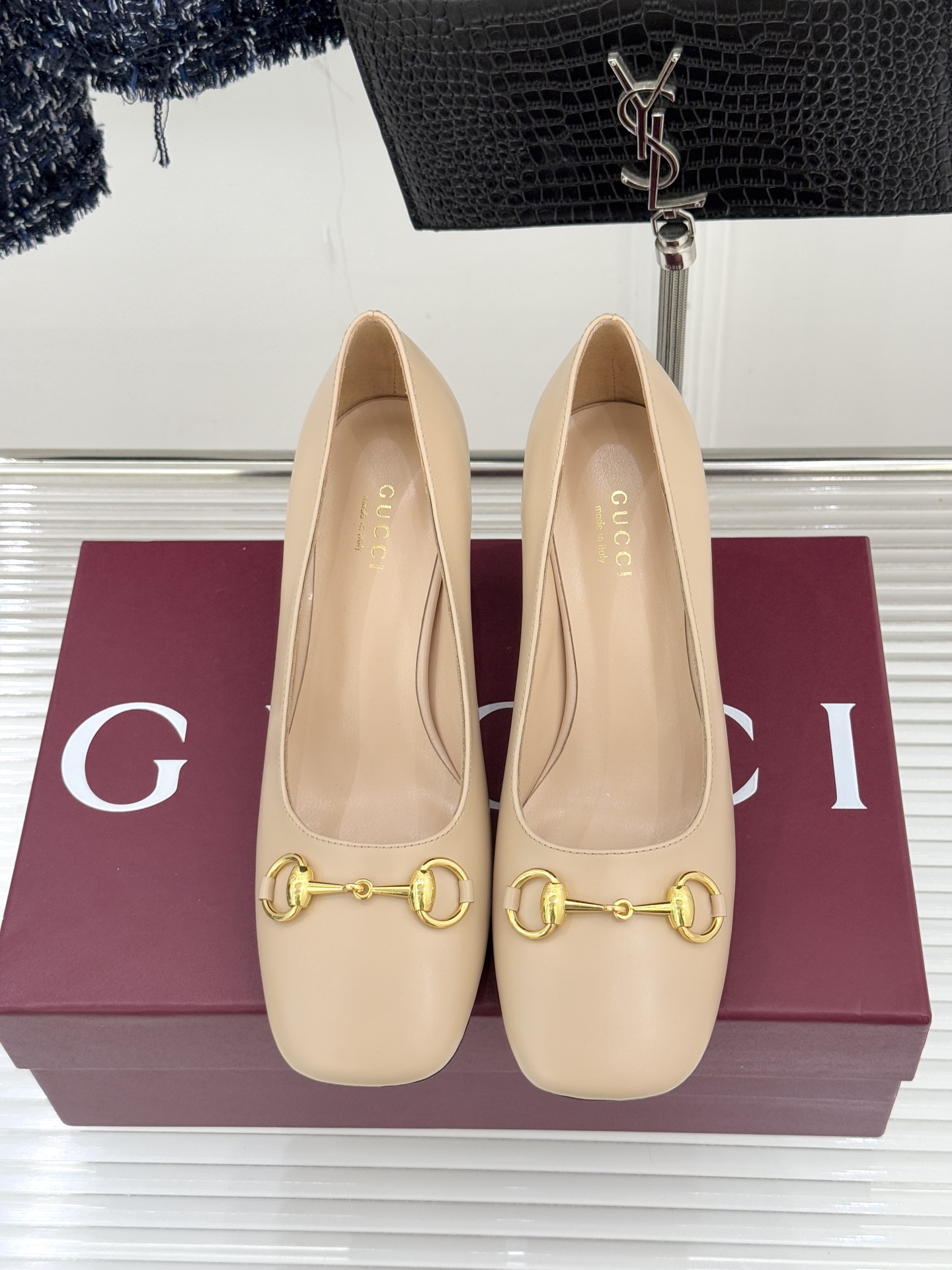 Gucci/古驰经典马衔扣粗跟高跟鞋单鞋溯源品牌百年马术本源以标志性马衔扣焕新诠释经典金属饰件凝萃低调奢