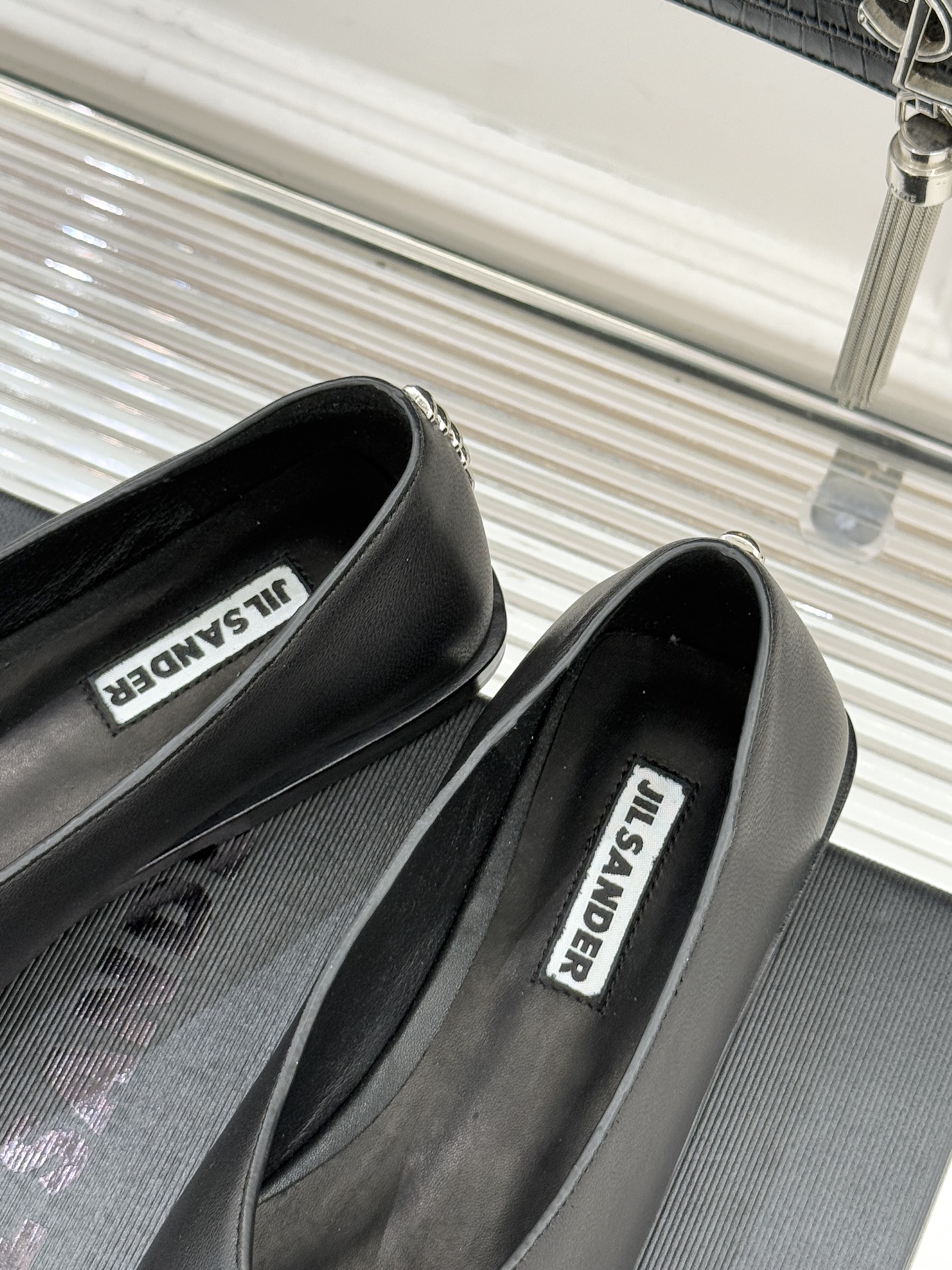 Jil Sander/吉尔桑达经典方头编织方头平底女巫芭蕾舞玛丽珍鞋以“少即是多”的品牌哲思为骨将复古与