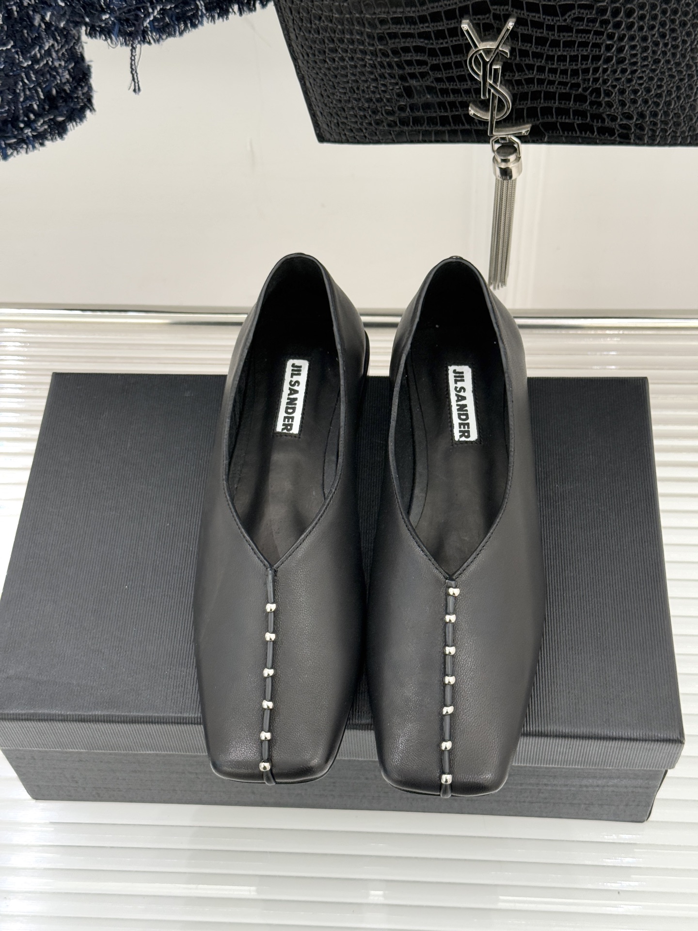 Jil Sander/吉尔桑达经典方头编织方头平底女巫芭蕾舞玛丽珍鞋以“少即是多”的品牌哲思为骨将复古与