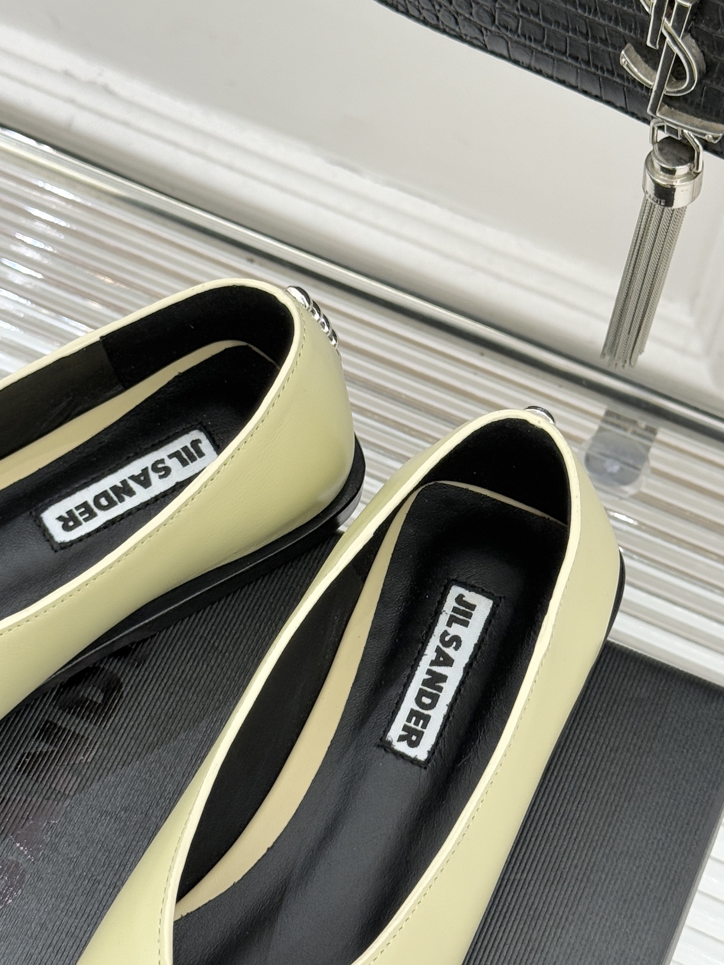 Jil Sander/吉尔桑达经典方头编织方头平底女巫芭蕾舞玛丽珍鞋以“少即是多”的品牌哲思为骨将复古与