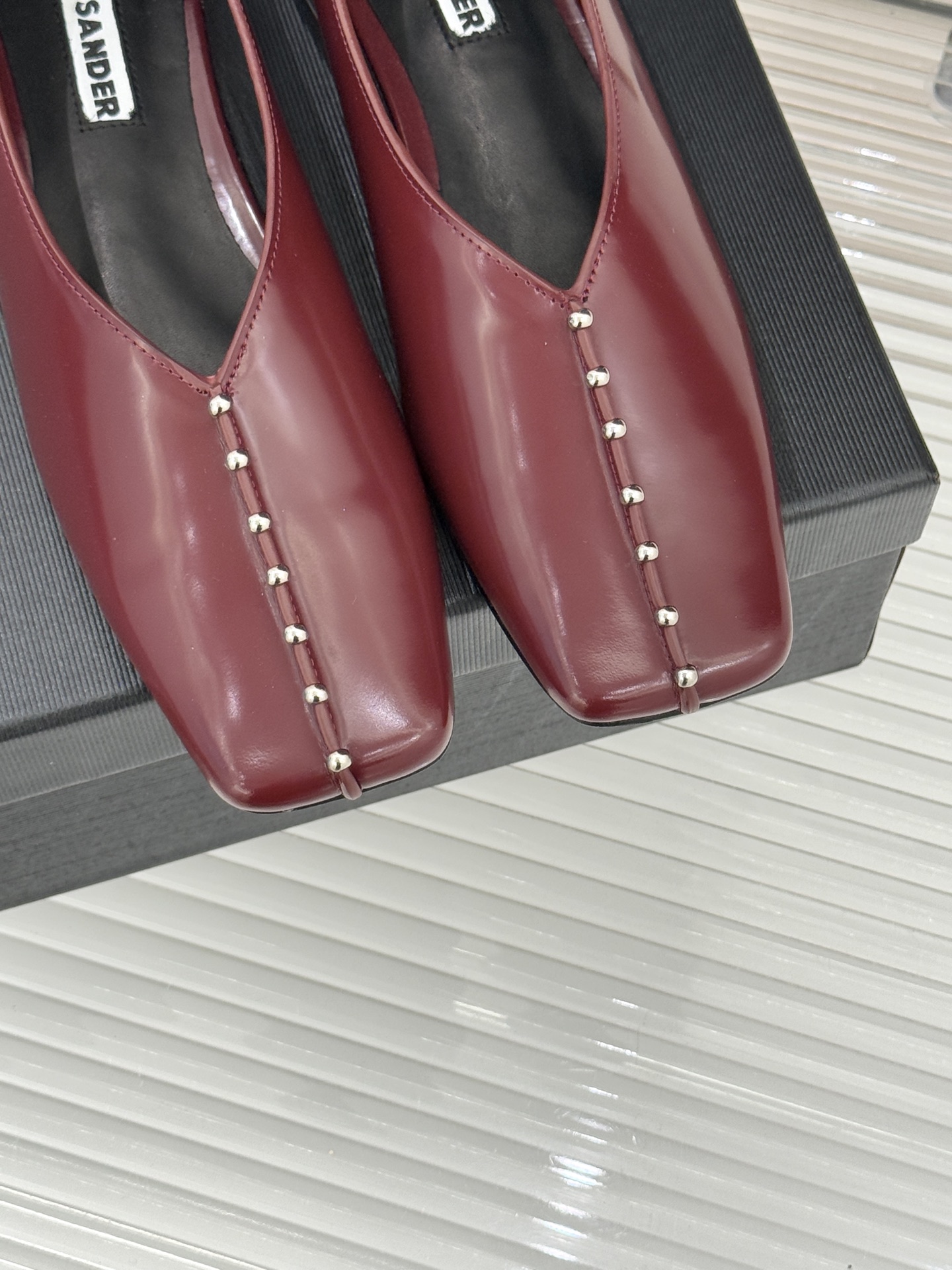 Jil Sander/吉尔桑达经典方头编织方头平底女巫芭蕾舞玛丽珍鞋以“少即是多”的品牌哲思为骨将复古与