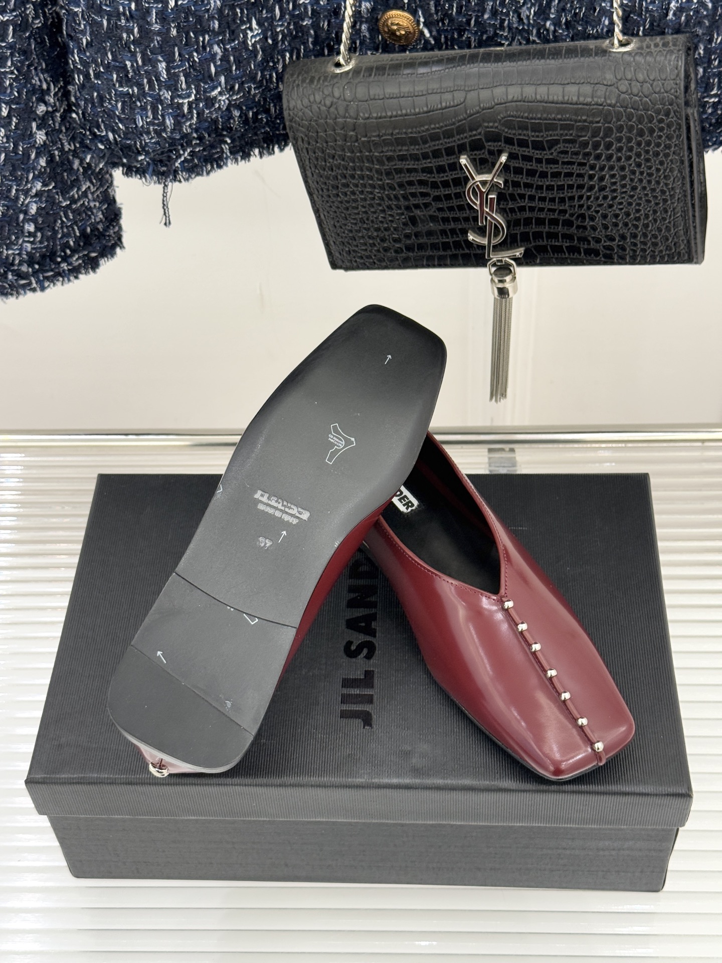 Jil Sander/吉尔桑达经典方头编织方头平底女巫芭蕾舞玛丽珍鞋以“少即是多”的品牌哲思为骨将复古与