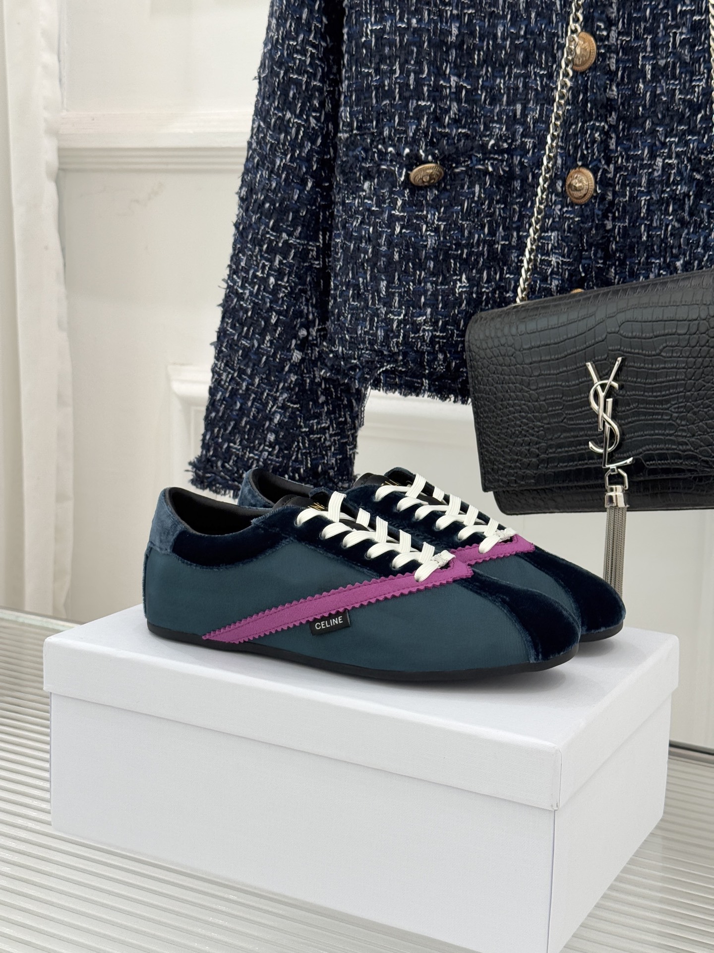 Celine/赛琳26WF新品复古德训鞋运动鞋一眼万年的 谁穿谁爱简直是时尚界的天花板简约设计搭配高级配