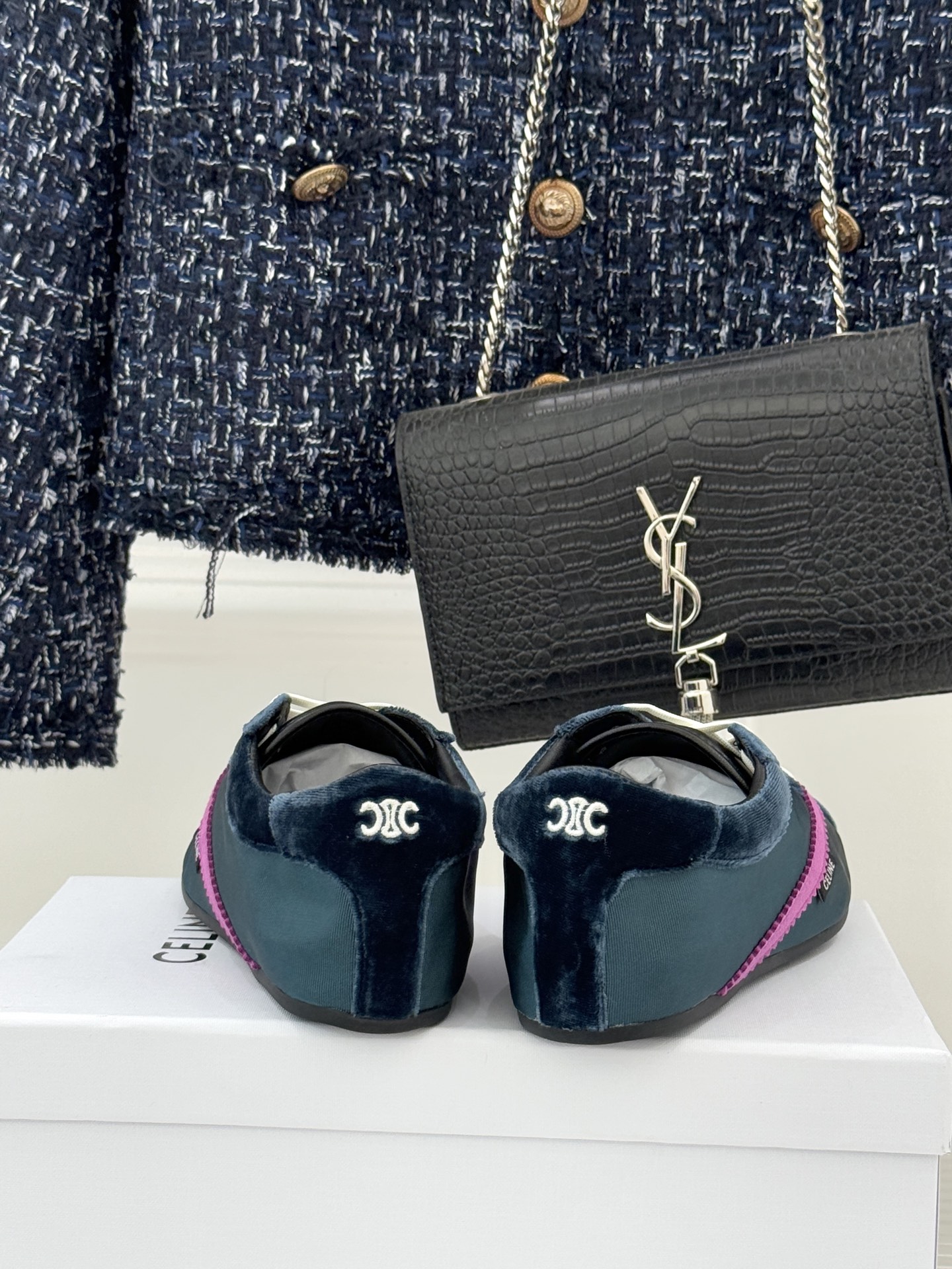 Celine/赛琳26WF新品复古德训鞋运动鞋一眼万年的 谁穿谁爱简直是时尚界的天花板简约设计搭配高级配