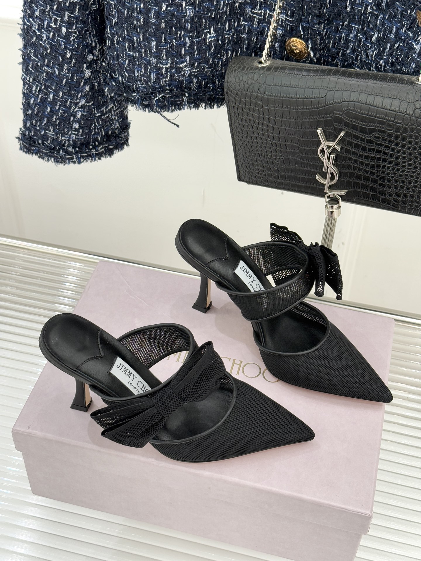 Jimmy Choo/吉米周26WF新品蝴蝶结尖头穆勒鞋高跟拖鞋呼应“Future Feminine”核