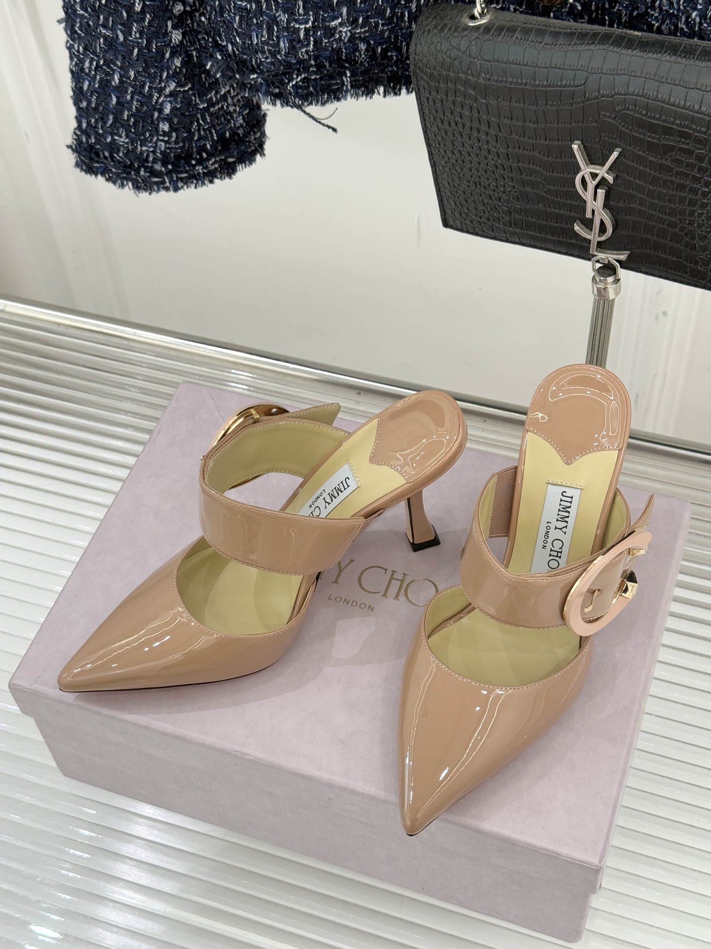 Jimmy Choo/吉米周26WF新品尖头金属扣穆勒鞋高跟拖鞋呼应“Future Feminine”核