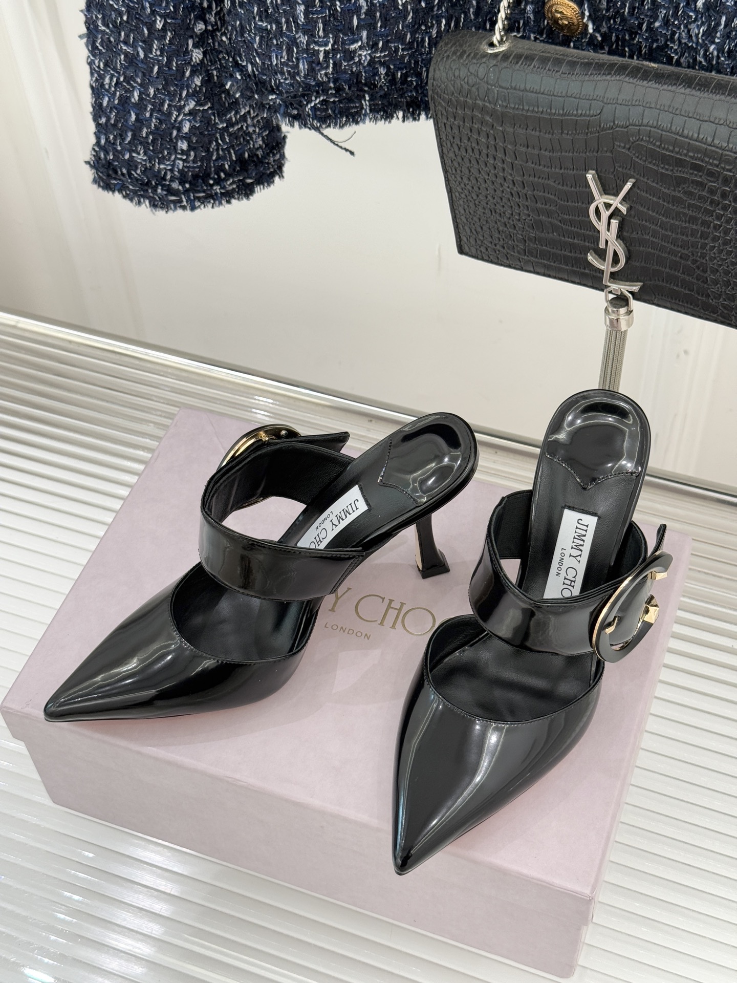 Jimmy Choo/吉米周26WF新品尖头金属扣穆勒鞋高跟拖鞋呼应“Future Feminine”核