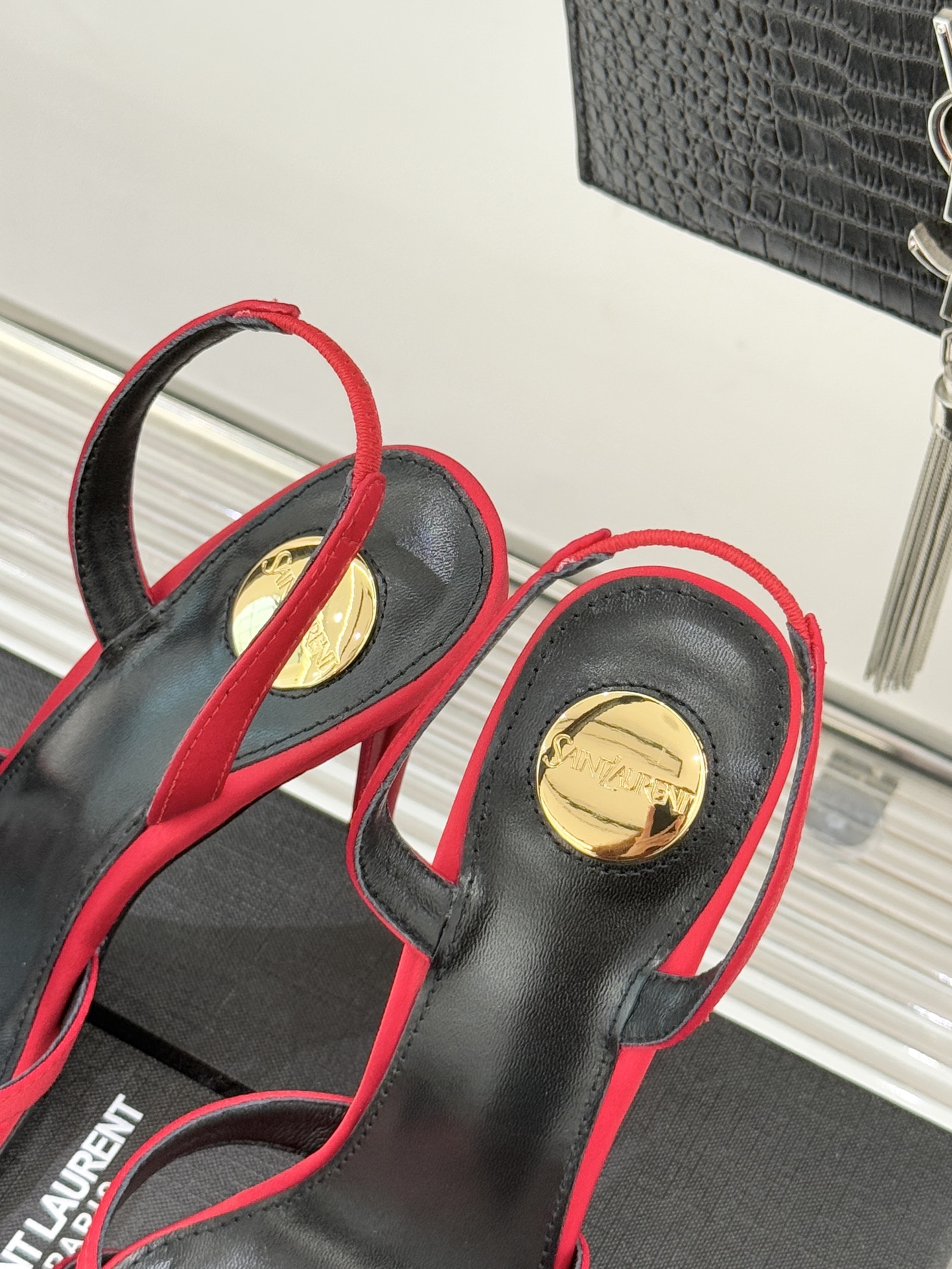 Saint Lauren*YSL圣罗兰26WF新品性感尖头细带高跟凉鞋简直是为想在夏日slay全场的姐妹