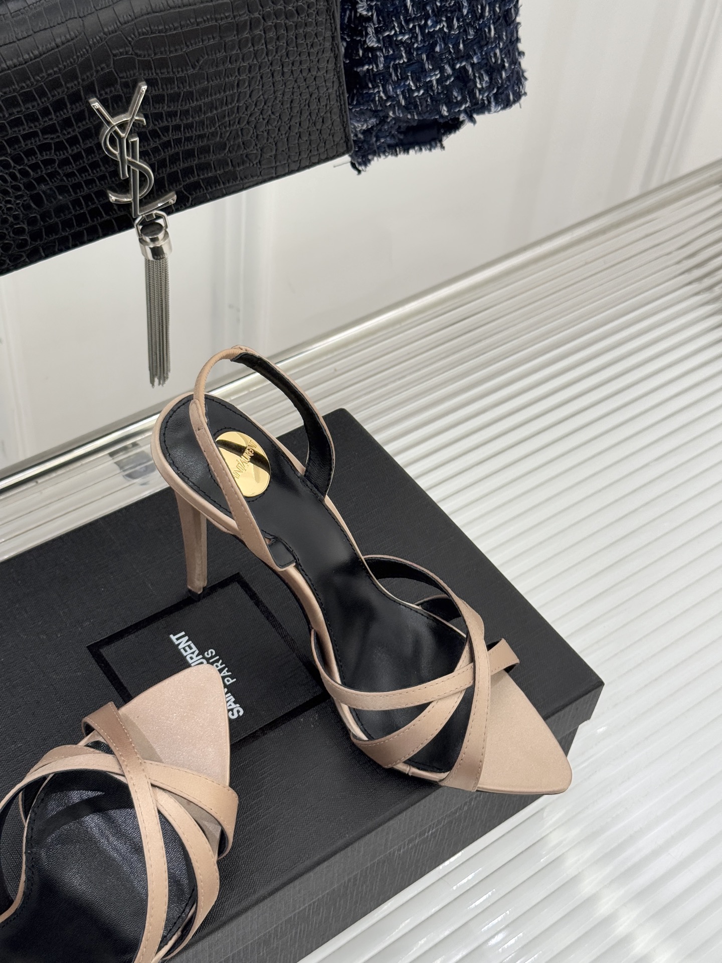 Saint Lauren*YSL圣罗兰26WF新品性感尖头细带高跟凉鞋简直是为想在夏日slay全场的姐妹
