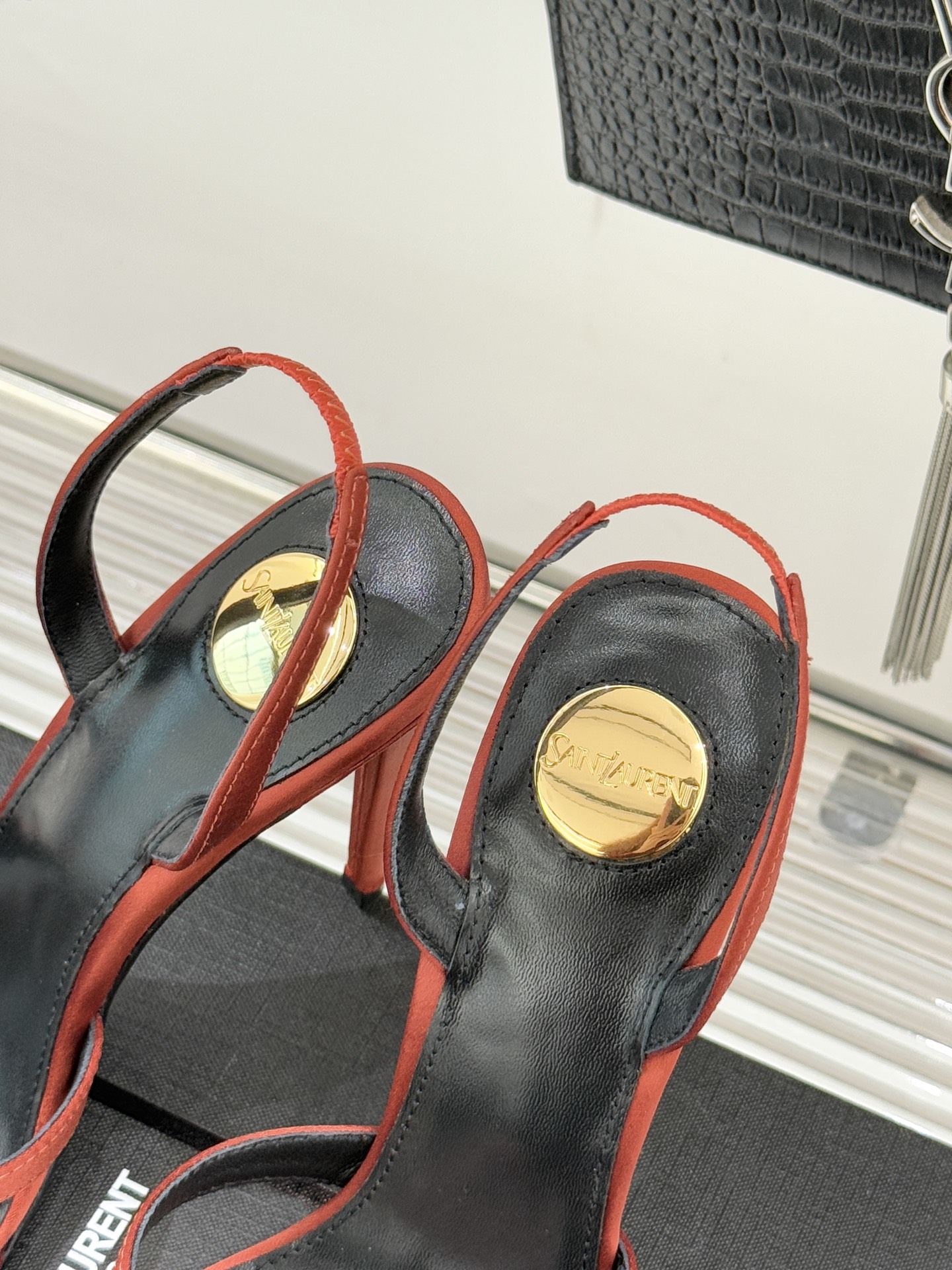 Saint Lauren*YSL圣罗兰26WF新品性感尖头细带高跟凉鞋简直是为想在夏日slay全场的姐妹