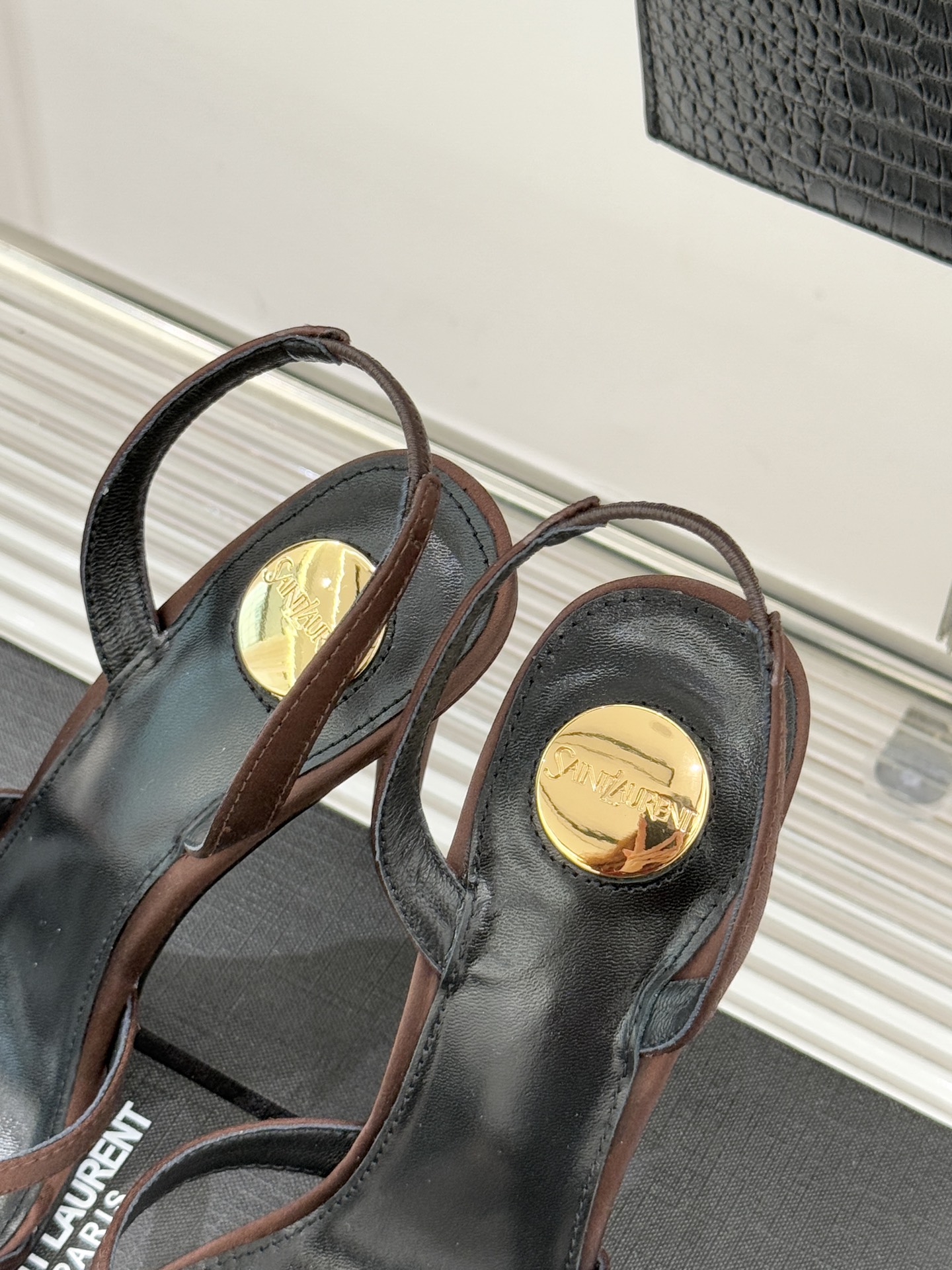 Saint Lauren*YSL圣罗兰26WF新品性感尖头细带高跟凉鞋简直是为想在夏日slay全场的姐妹