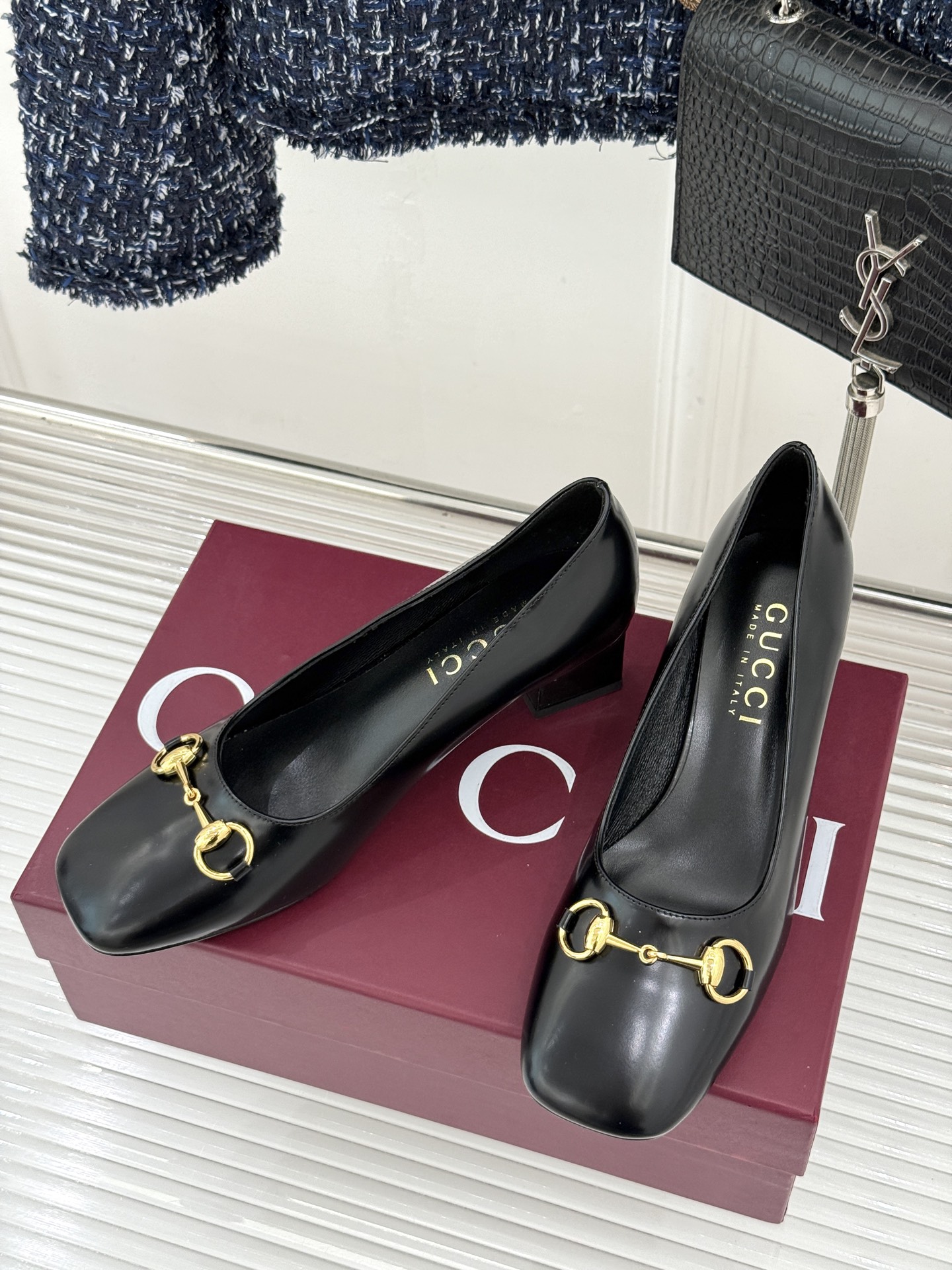 Gucci/古驰经典马衔扣粗跟高跟鞋单鞋溯源品牌百年马术本源以标志性马衔扣焕新诠释经典金属饰件凝萃低调奢