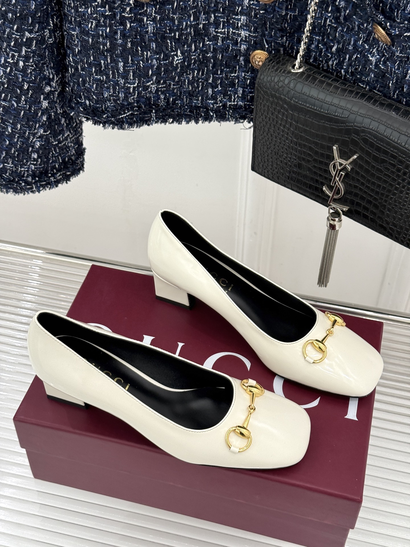 Gucci/古驰经典马衔扣粗跟高跟鞋单鞋溯源品牌百年马术本源以标志性马衔扣焕新诠释经典金属饰件凝萃低调奢