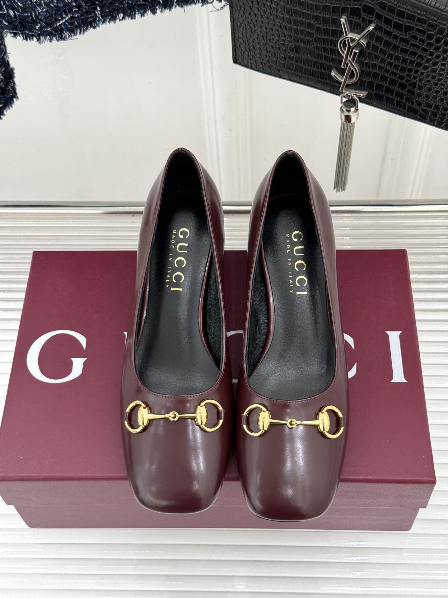 Gucci/古驰经典马衔扣粗跟高跟鞋单鞋溯源品牌百年马术本源以标志性马衔扣焕新诠释经典金属饰件凝萃低调奢