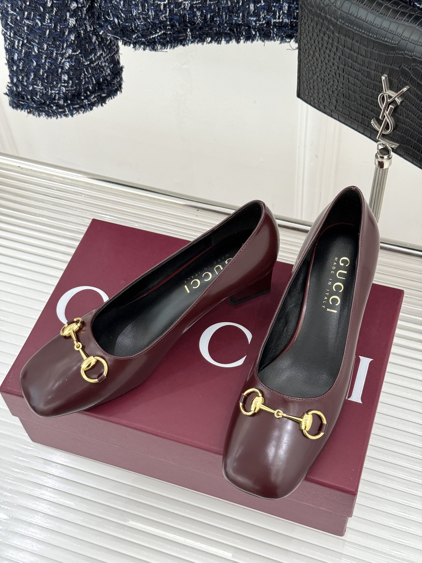 Gucci/古驰经典马衔扣粗跟高跟鞋单鞋溯源品牌百年马术本源以标志性马衔扣焕新诠释经典金属饰件凝萃低调奢