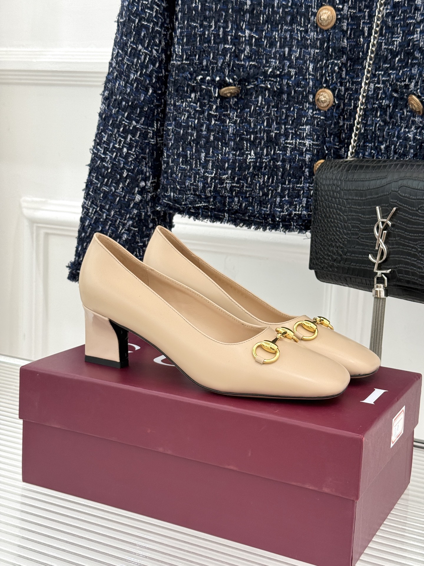 Gucci/古驰经典马衔扣粗跟高跟鞋单鞋溯源品牌百年马术本源以标志性马衔扣焕新诠释经典金属饰件凝萃低调奢