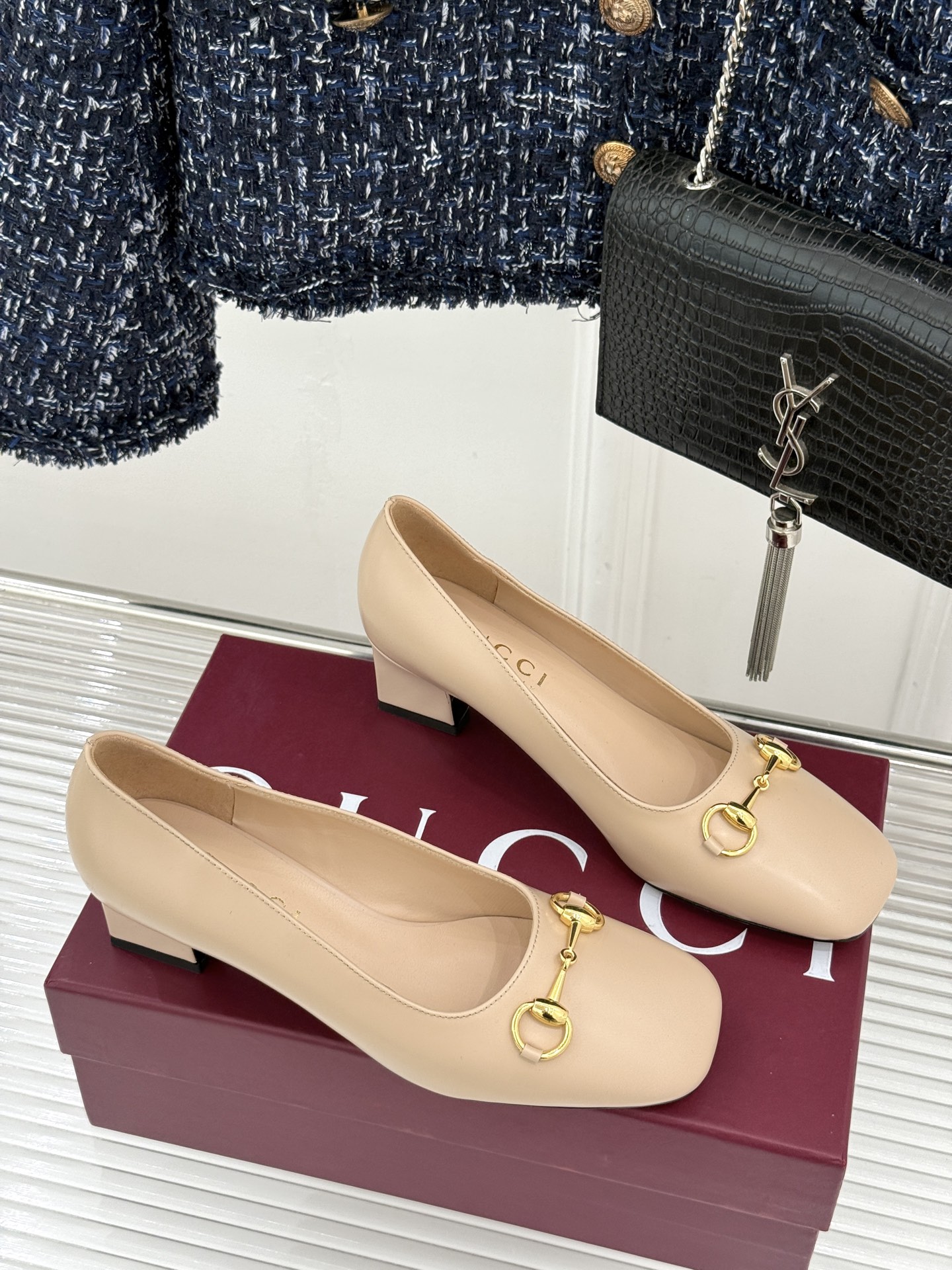 Gucci/古驰经典马衔扣粗跟高跟鞋单鞋溯源品牌百年马术本源以标志性马衔扣焕新诠释经典金属饰件凝萃低调奢