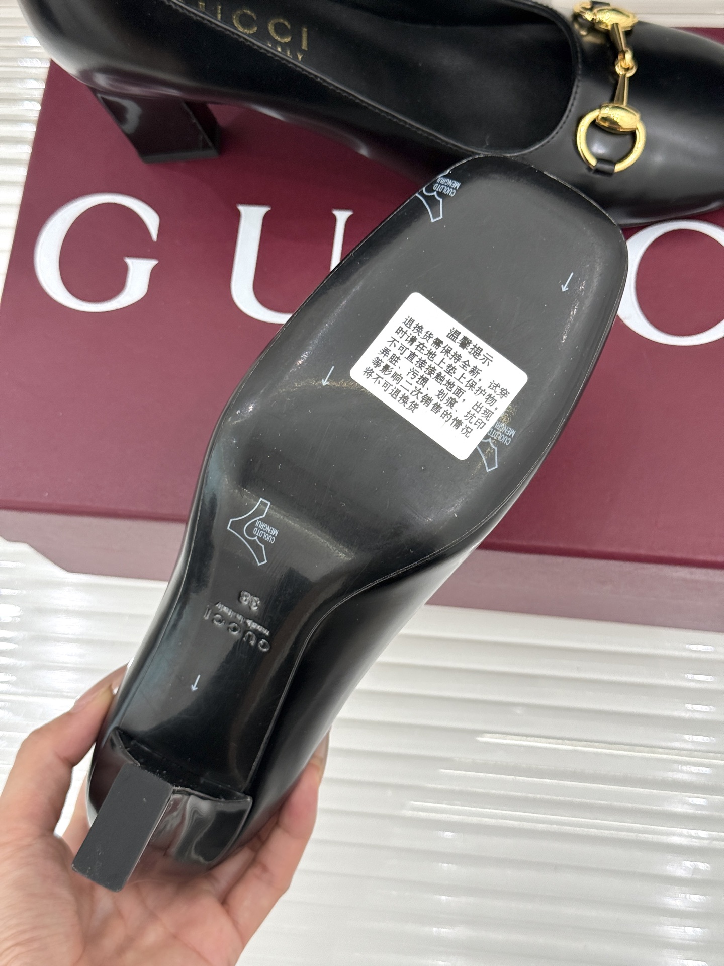 Gucci/古驰经典马衔扣粗跟高跟鞋单鞋溯源品牌百年马术本源以标志性马衔扣焕新诠释经典金属饰件凝萃低调奢