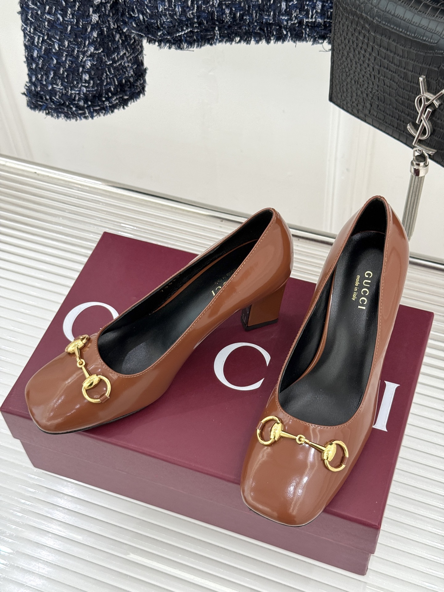 Gucci/古驰经典马衔扣粗跟高跟鞋单鞋溯源品牌百年马术本源以标志性马衔扣焕新诠释经典金属饰件凝萃低调奢