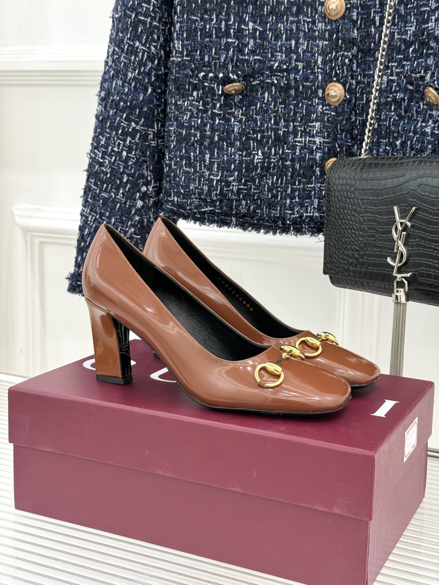 Gucci/古驰经典马衔扣粗跟高跟鞋单鞋溯源品牌百年马术本源以标志性马衔扣焕新诠释经典金属饰件凝萃低调奢