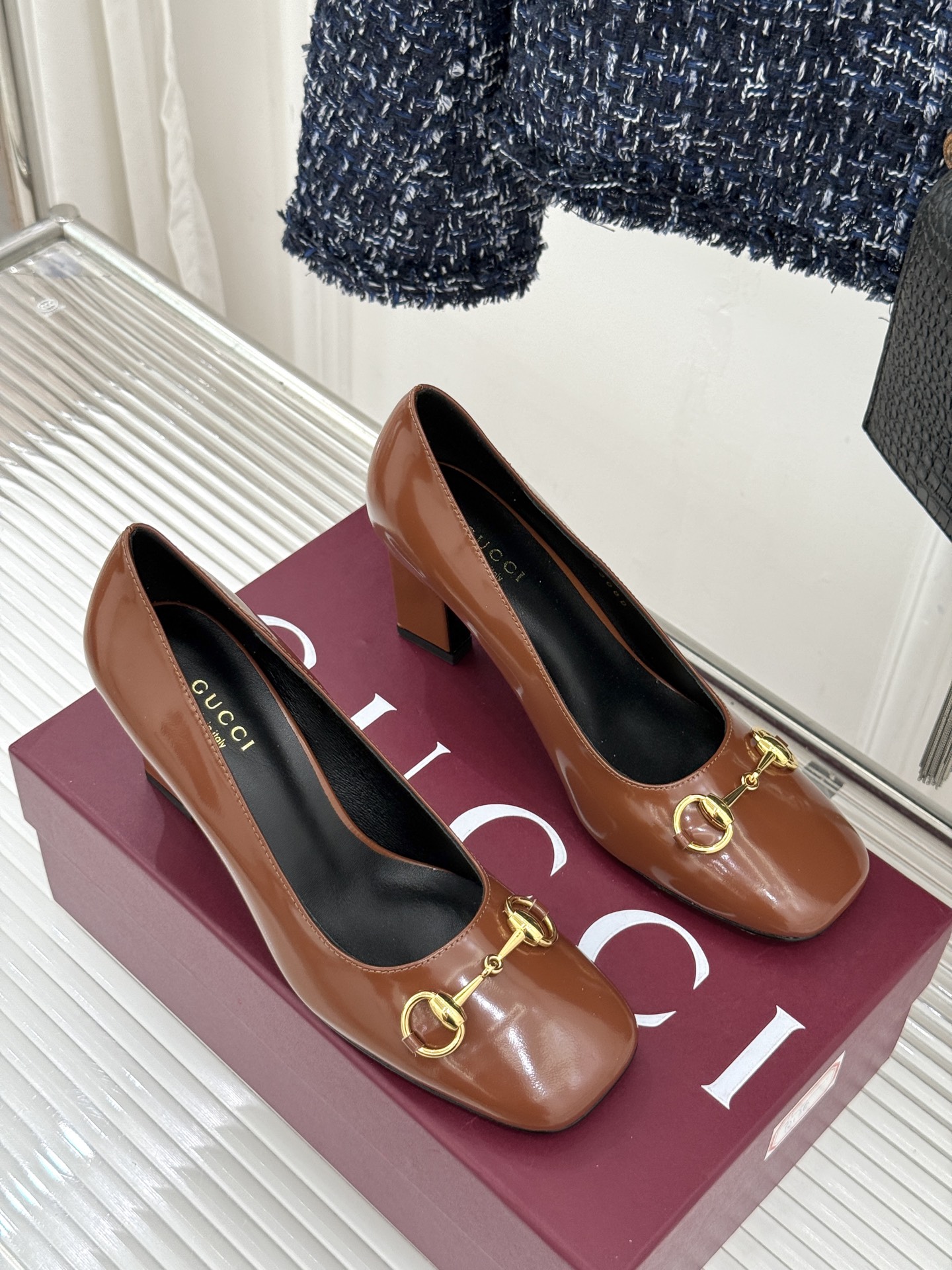 Gucci/古驰经典马衔扣粗跟高跟鞋单鞋溯源品牌百年马术本源以标志性马衔扣焕新诠释经典金属饰件凝萃低调奢