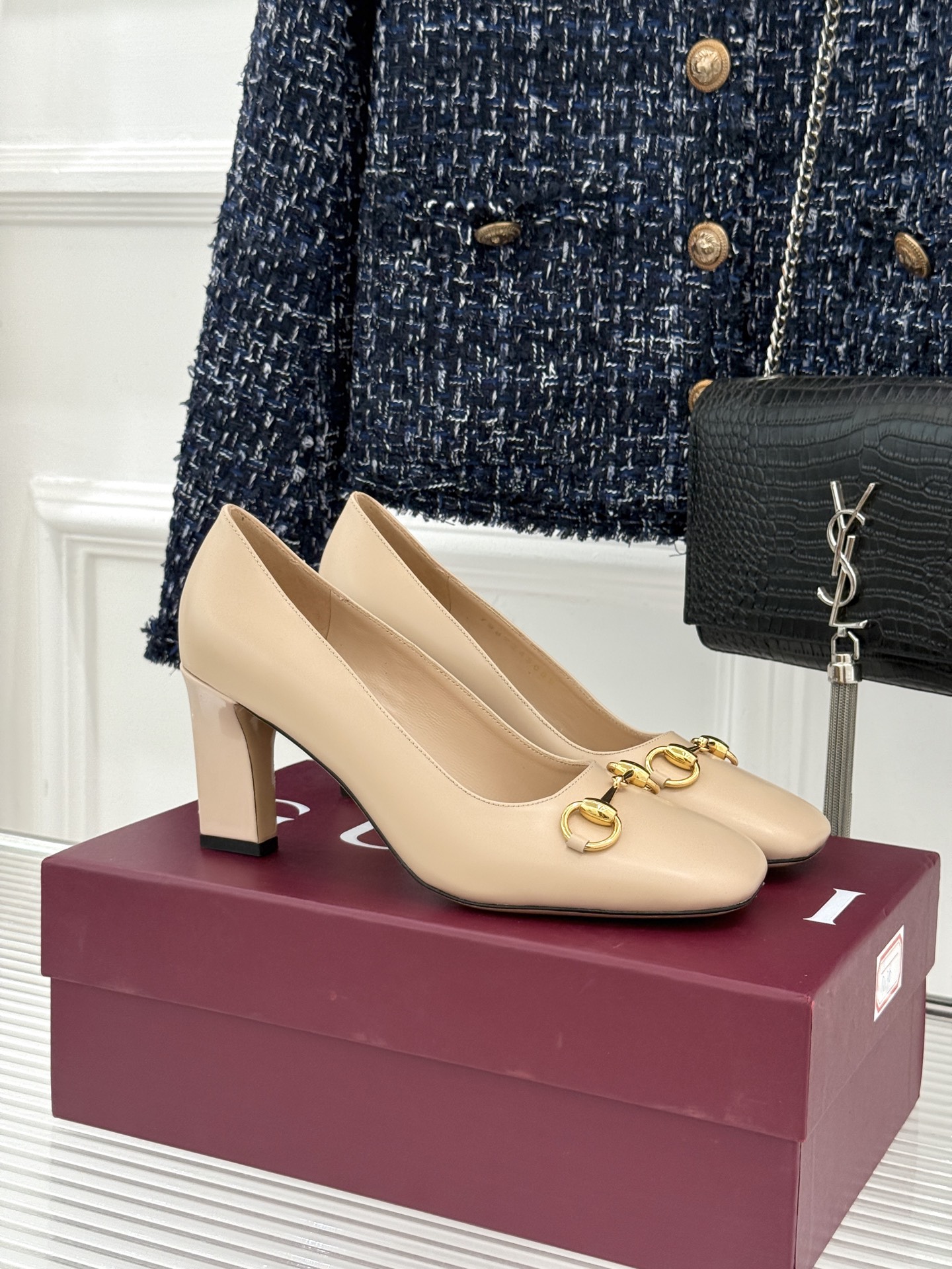 Gucci/古驰经典马衔扣粗跟高跟鞋单鞋溯源品牌百年马术本源以标志性马衔扣焕新诠释经典金属饰件凝萃低调奢